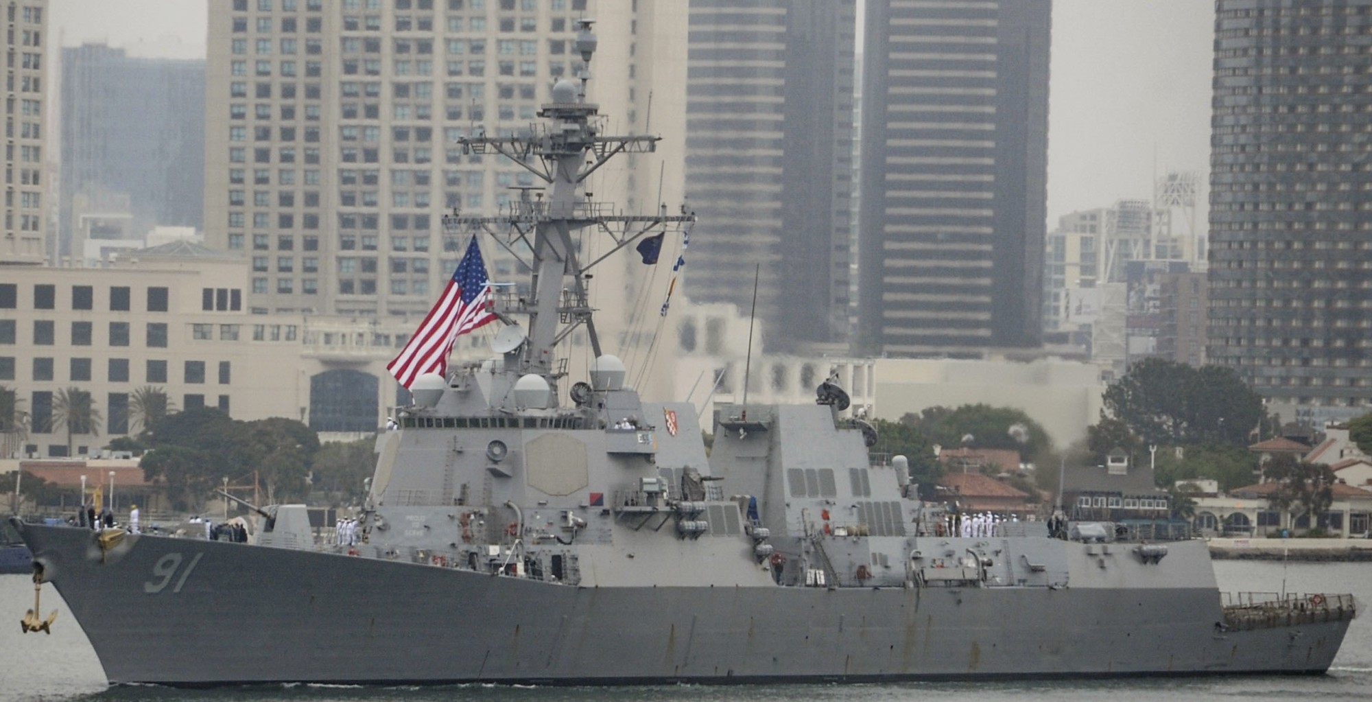 ddg-91 uss pinckney arleigh burke class guided missile destroyer naval base san diego california 2017