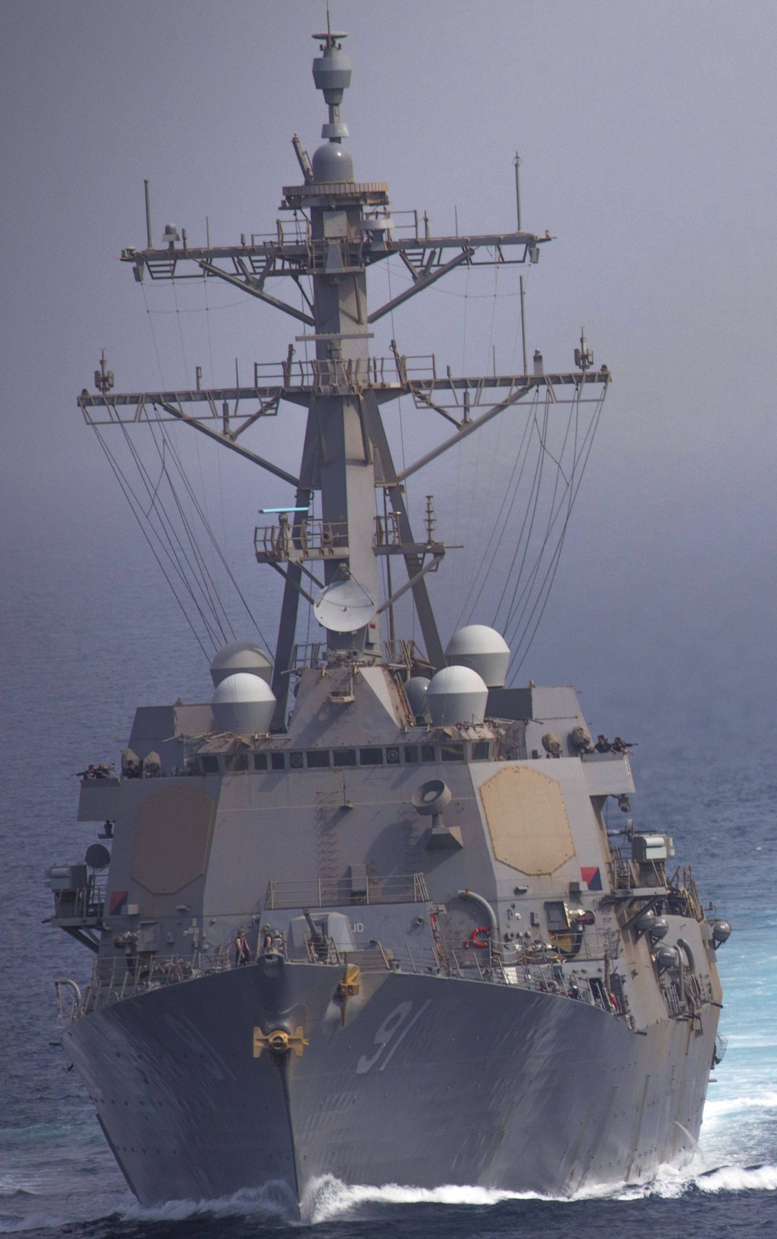 ddg-91 uss pinckney arleigh burke class guided missile destroyer 44