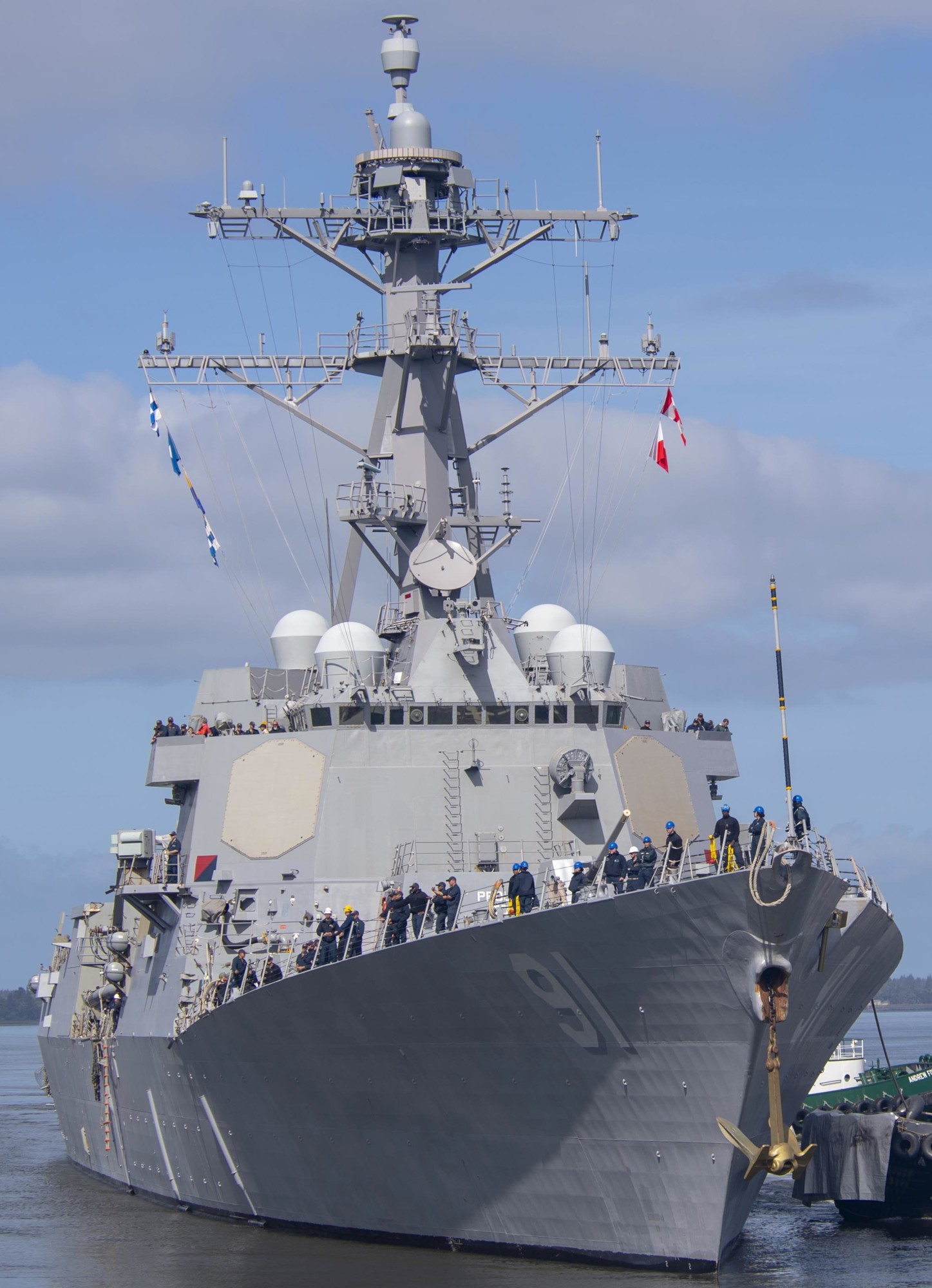 ddg-91 uss pinckney arleigh burke class guided missile destroyer port astoria oregon 54