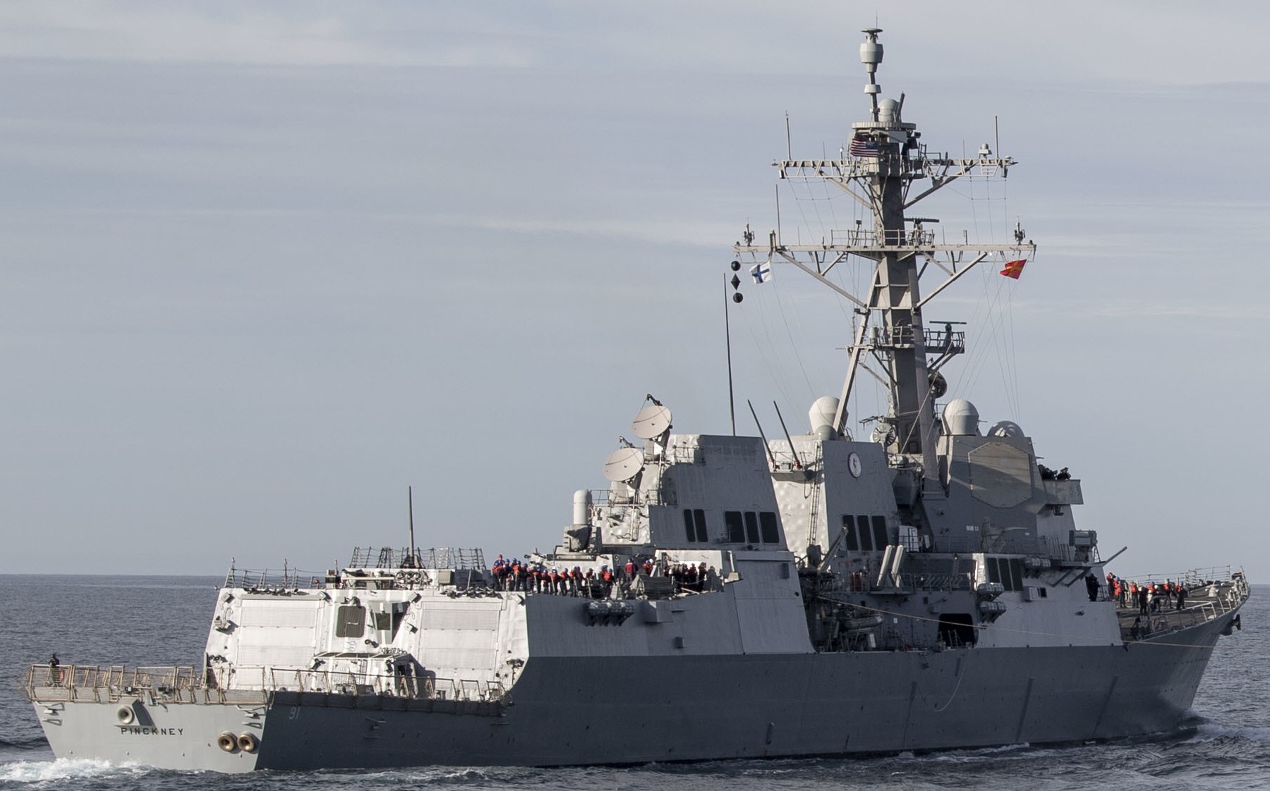 ddg-91 uss pinckney arleigh burke class guided missile destroyer 63