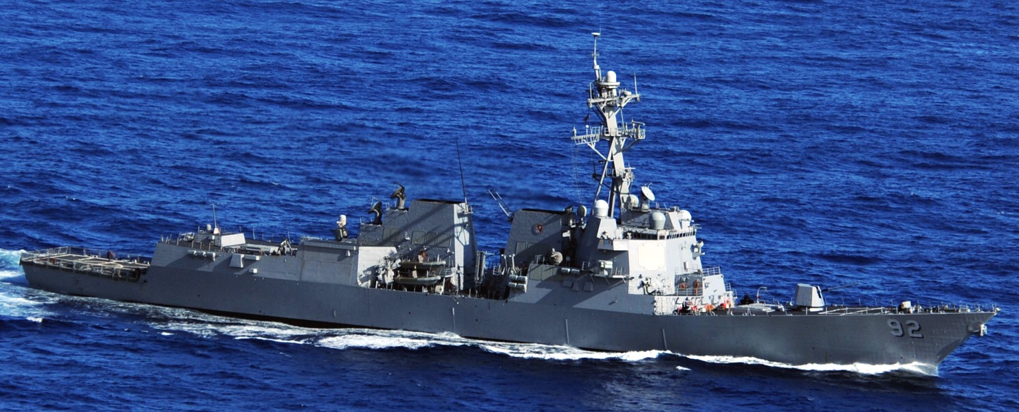 ddg-92 uss momsen arleigh burke class guided missile destroyer aegis us navy 15