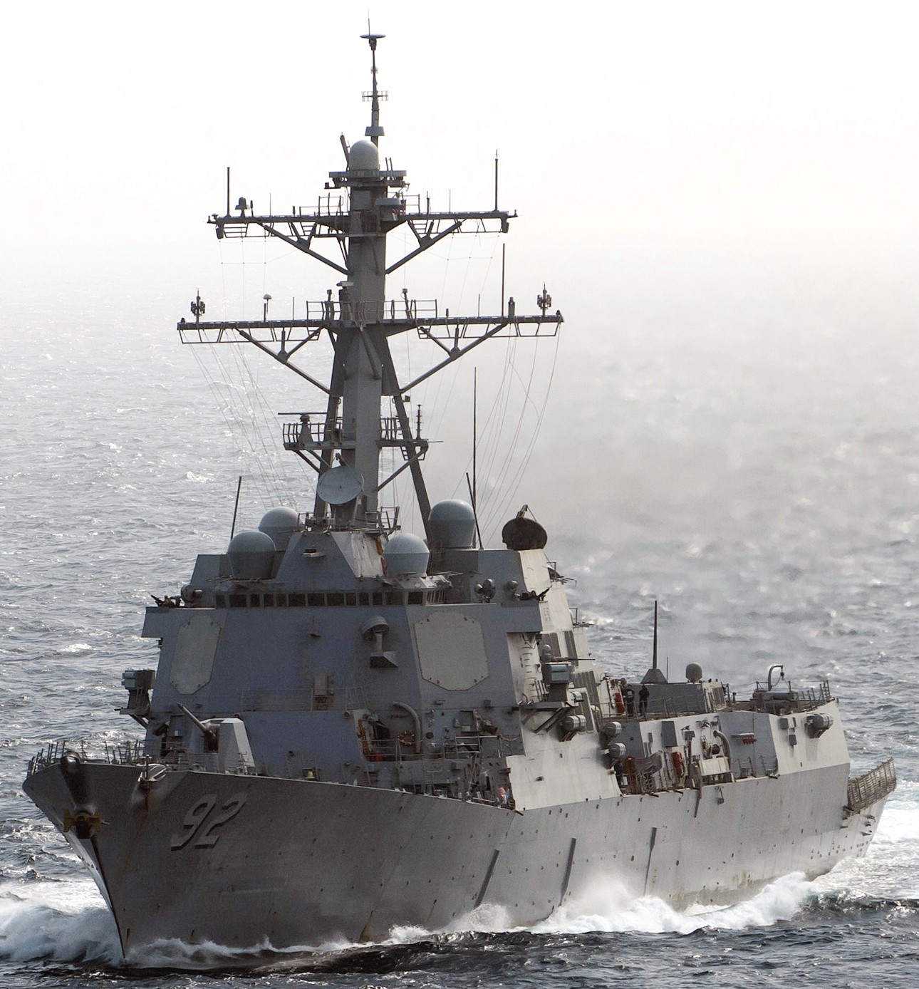 ddg-92 uss momsen arleigh burke class guided missile destroyer 17