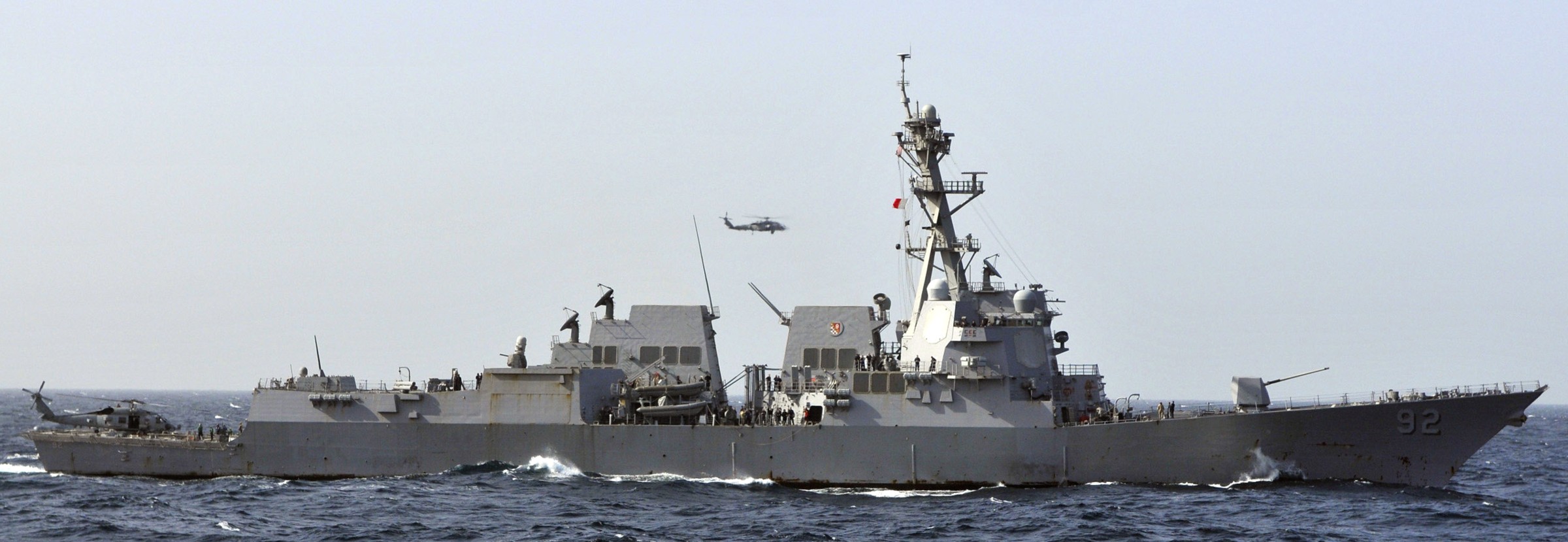 ddg-92 uss momsen arleigh burke class guided missile destroyer 21