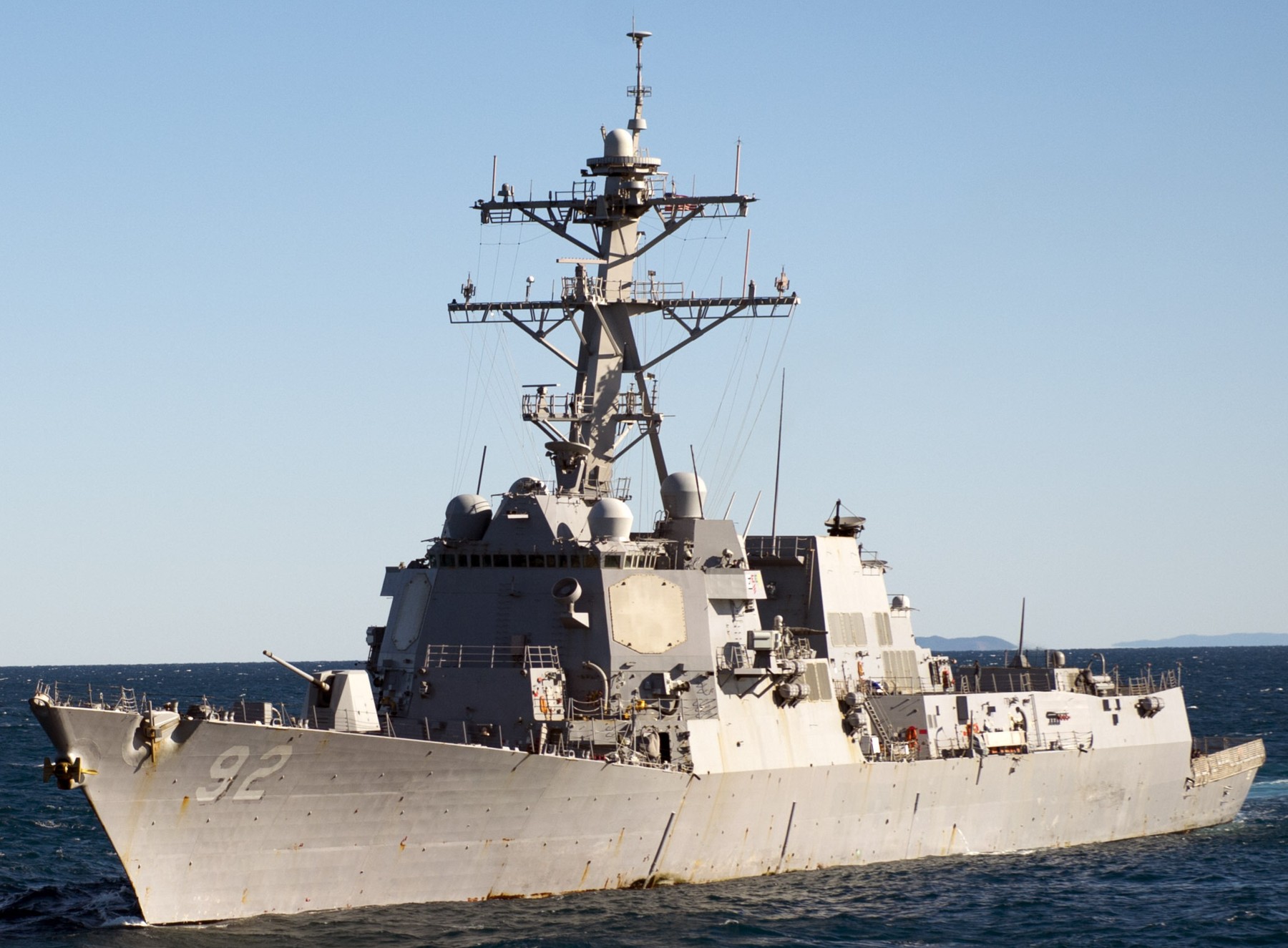 ddg-92 uss momsen arleigh burke class guided missile destroyer exercise talisman sabre 2013