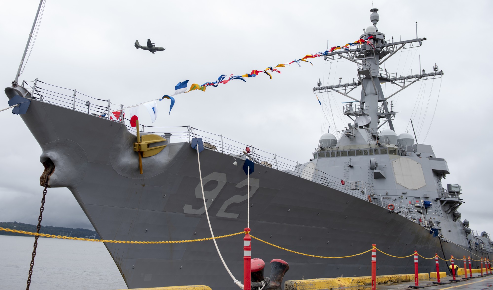 ddg-92 uss momsen arleigh burke class guided missile destroyer anchorage alaska 2018