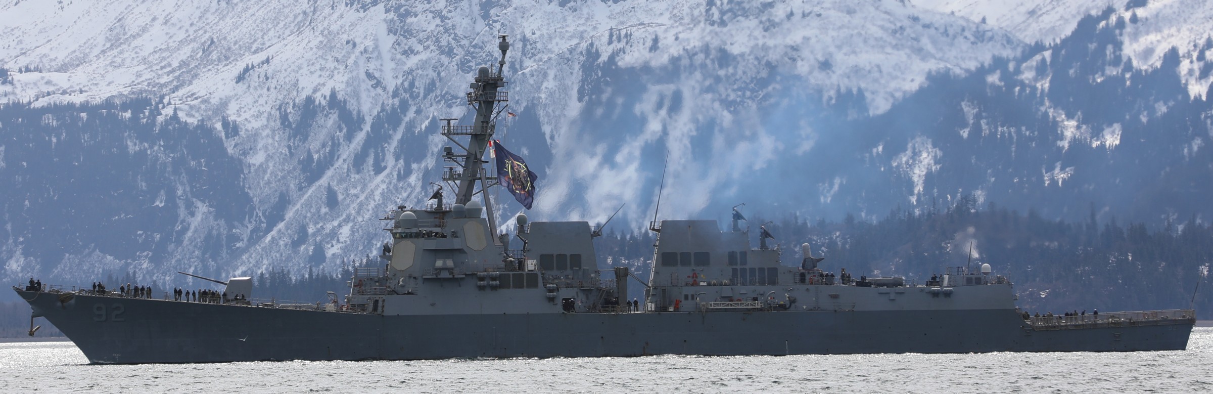 ddg-92 uss momsen arleigh burke class guided missile destroyer aegis us navy 63