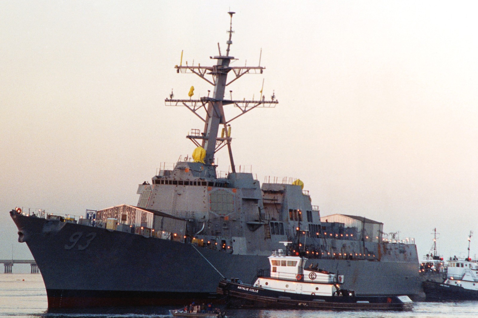 ddg-93 uss chung-hoon arleigh burke class guided missile destroyer launching 2002 ingalls pascagoula 06