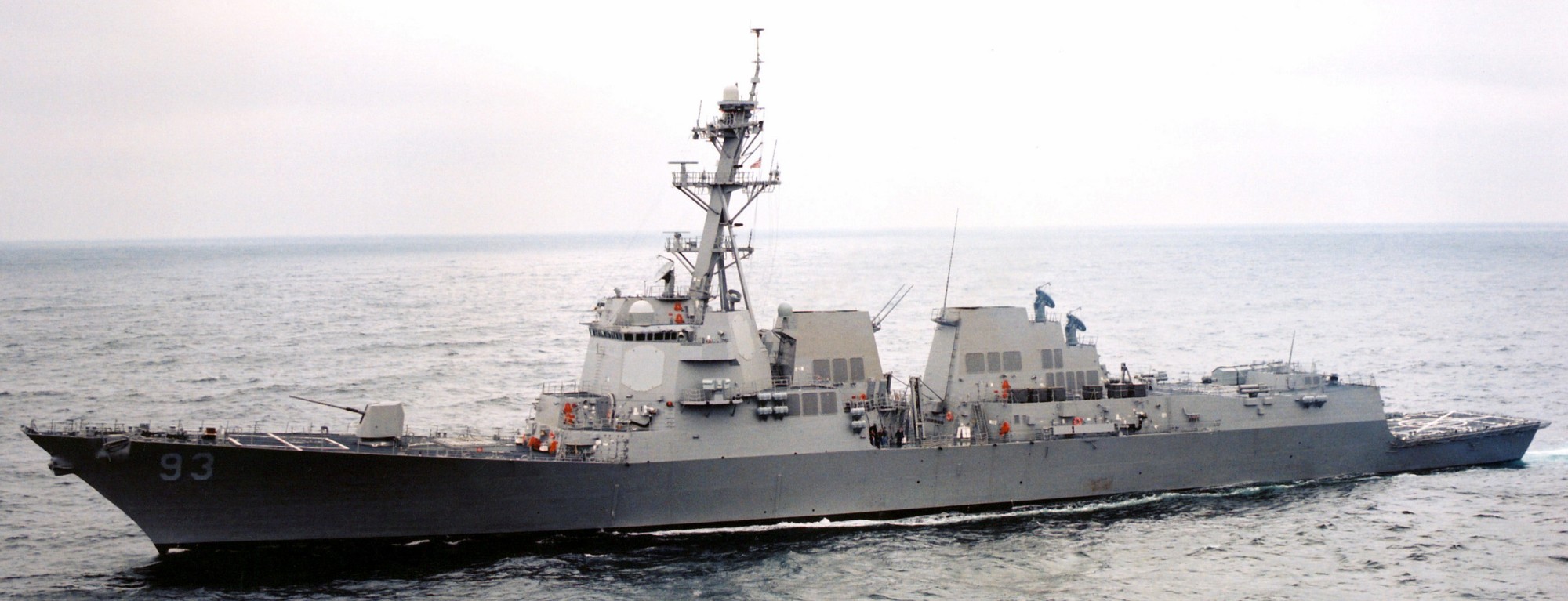 ddg-93 uss chung-hoon arleigh burke class guided missile destroyer 07