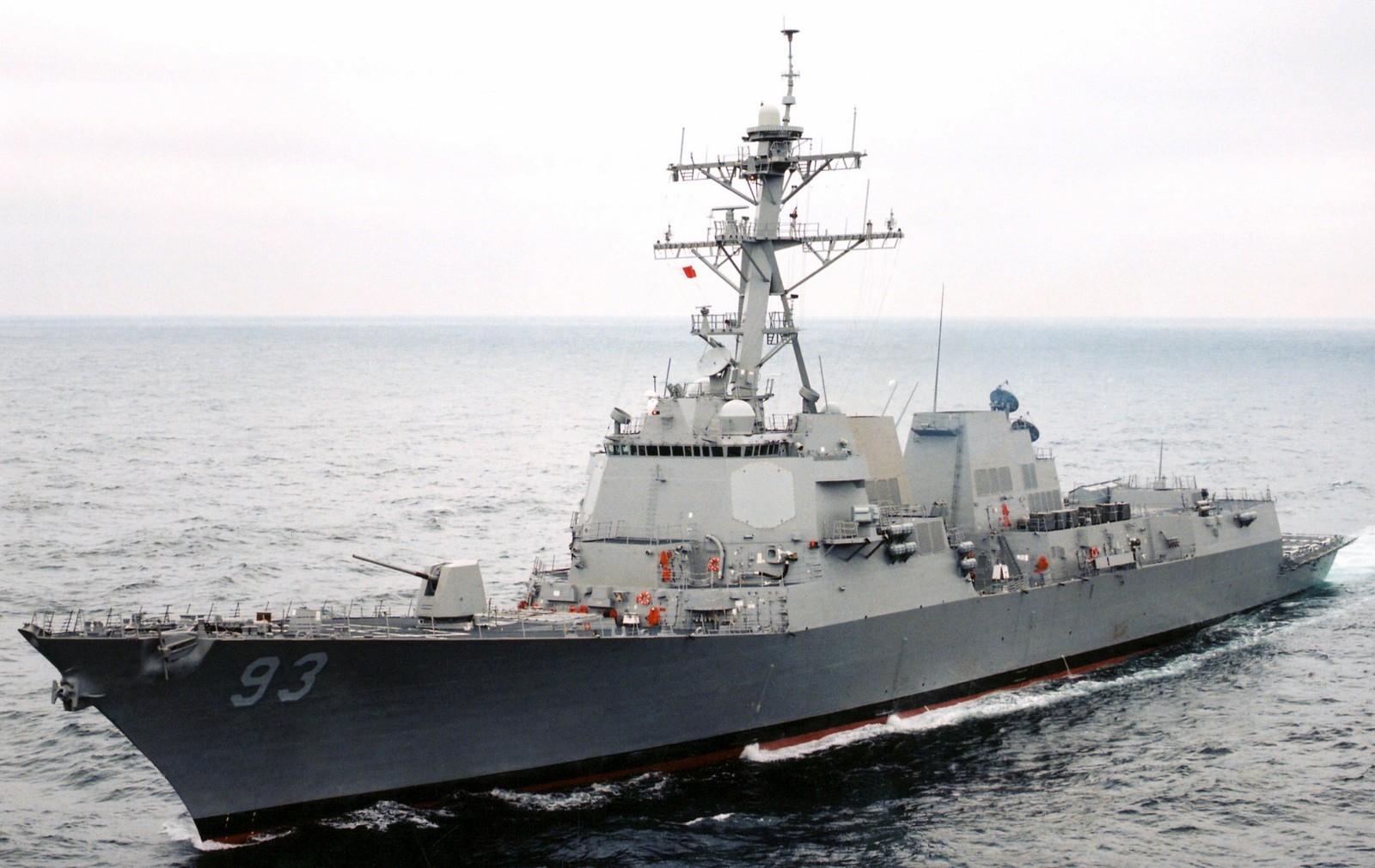 ddg-93 uss chung-hoon arleigh burke class guided missile destroyer als 2004