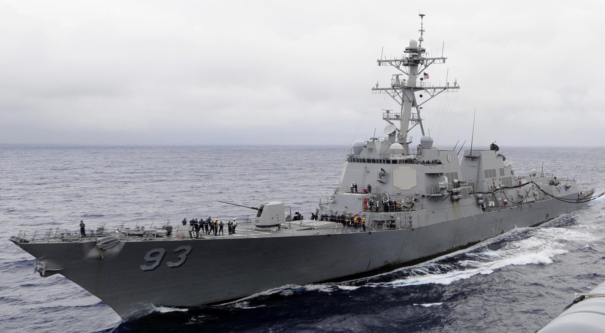 ddg-93 uss chung-hoon arleigh burke class guided missile destroyer philippine sea 42