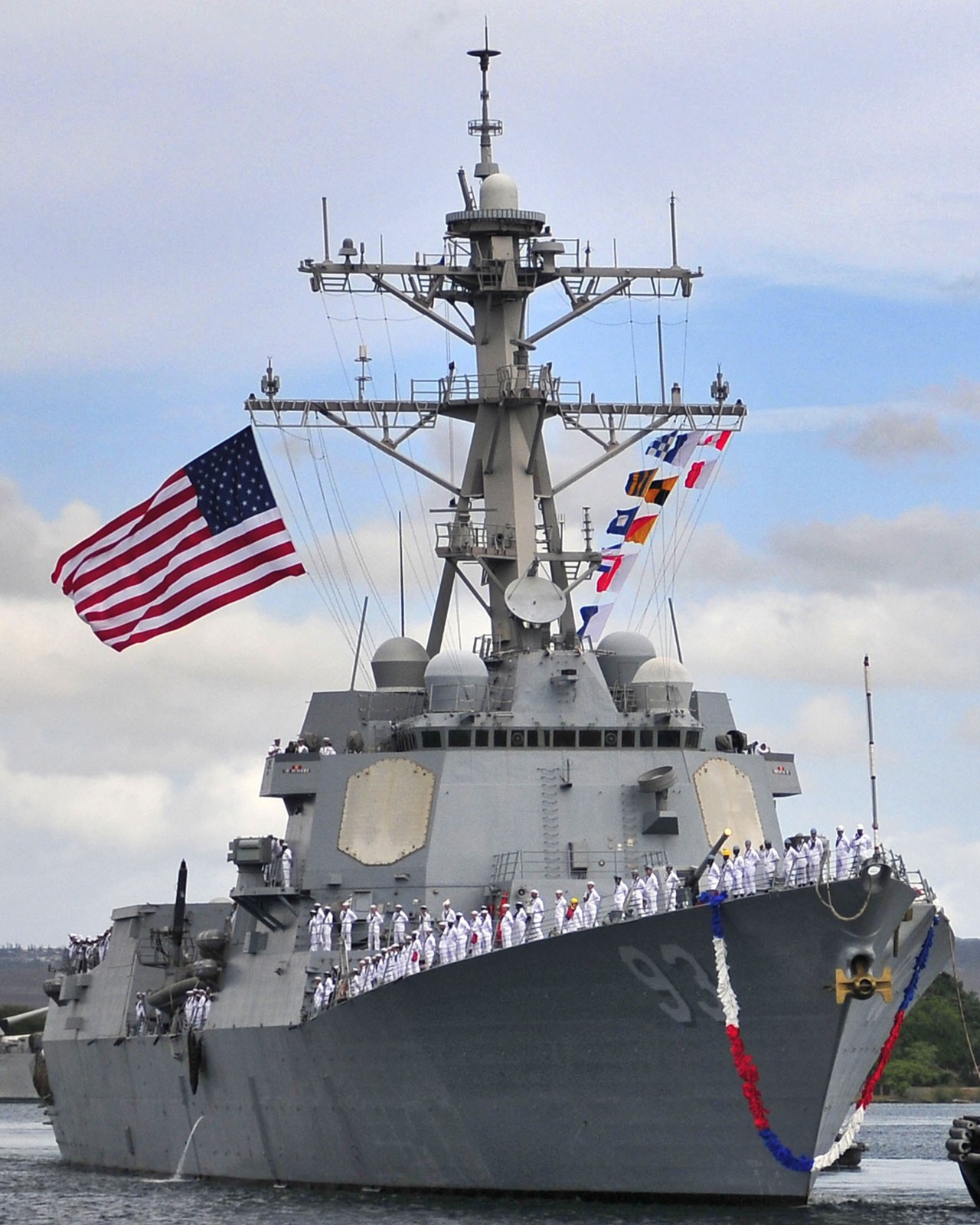 ddg-93 uss chung-hoon arleigh burke class guided missile destroyer returning pearl harbor hickam hawaii 2013