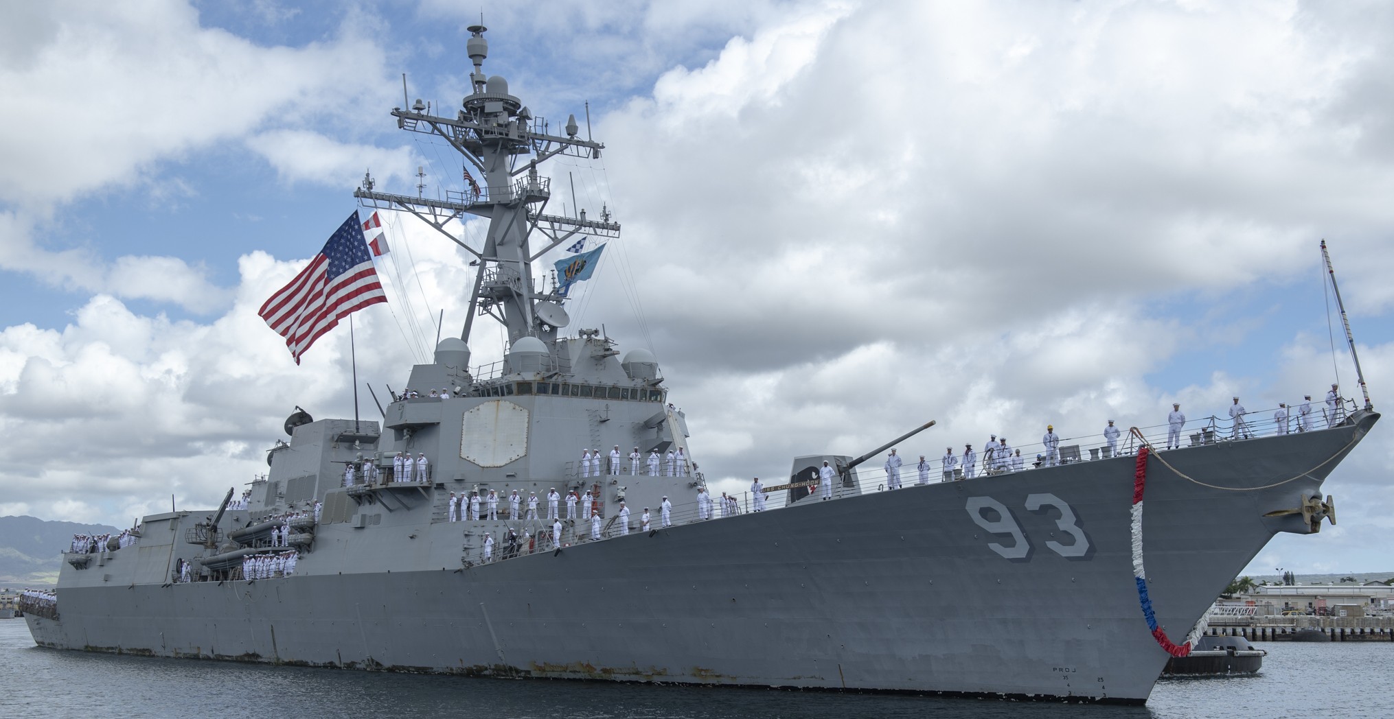 ddg-93 uss chung-hoon arleigh burke class guided missile destroyer returning joint base pearl harbor hickam hawaii 2019