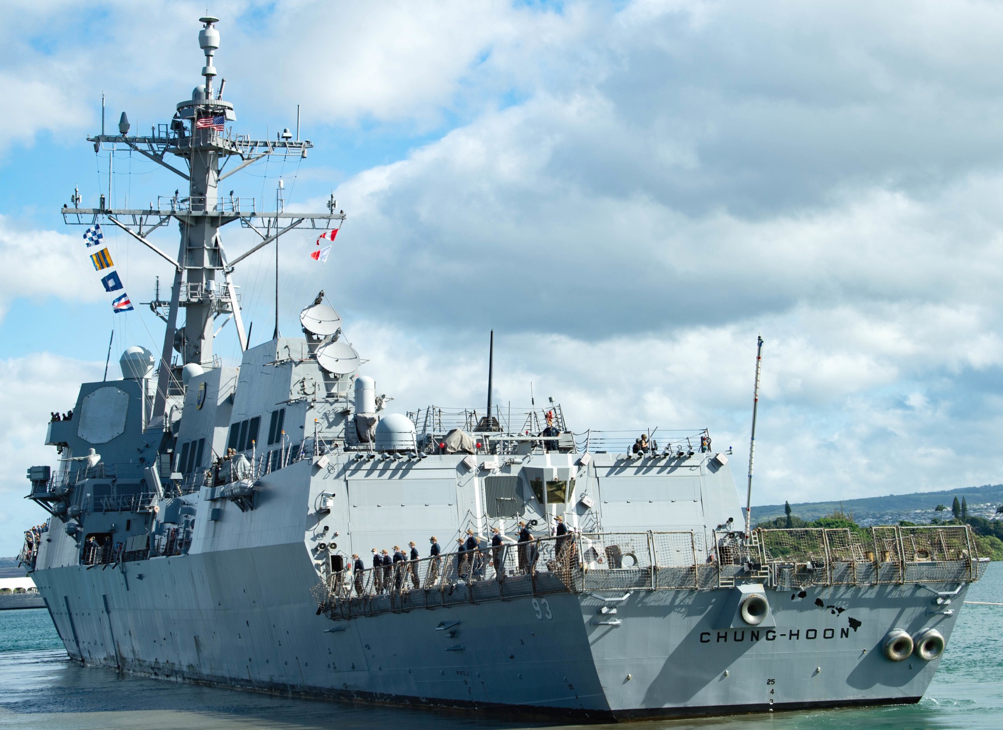 ddg-93 uss chung-hoon arleigh burke class guided missile destroyer pearl harbor hickam hawaii hurricane douglas 2020