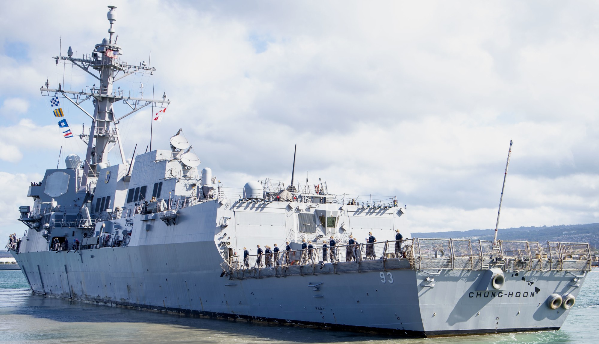 ddg-93 uss chung-hoon arleigh burke class guided missile destroyer us navy pearl harbor hawaii 100