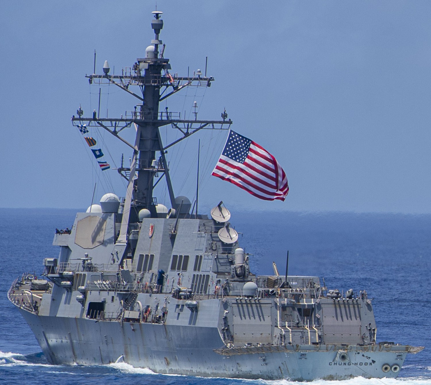 ddg-93 uss chung-hoon arleigh burke class guided missile destroyer aegis 118