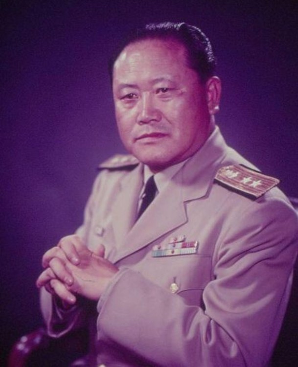 admiral gordon pai'ea chung-hoon us navy 02