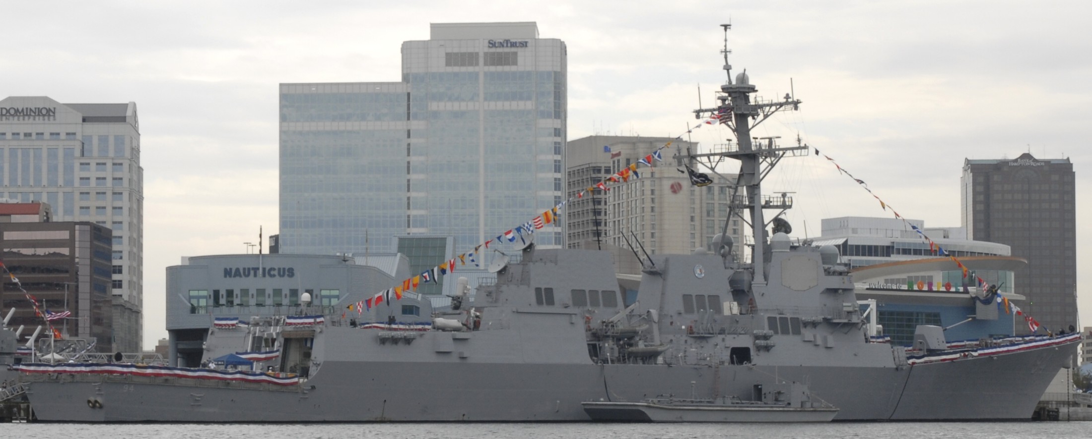 ddg-94 uss nitze arleigh burke class guided missile destroyer hampton roads fleet week 24