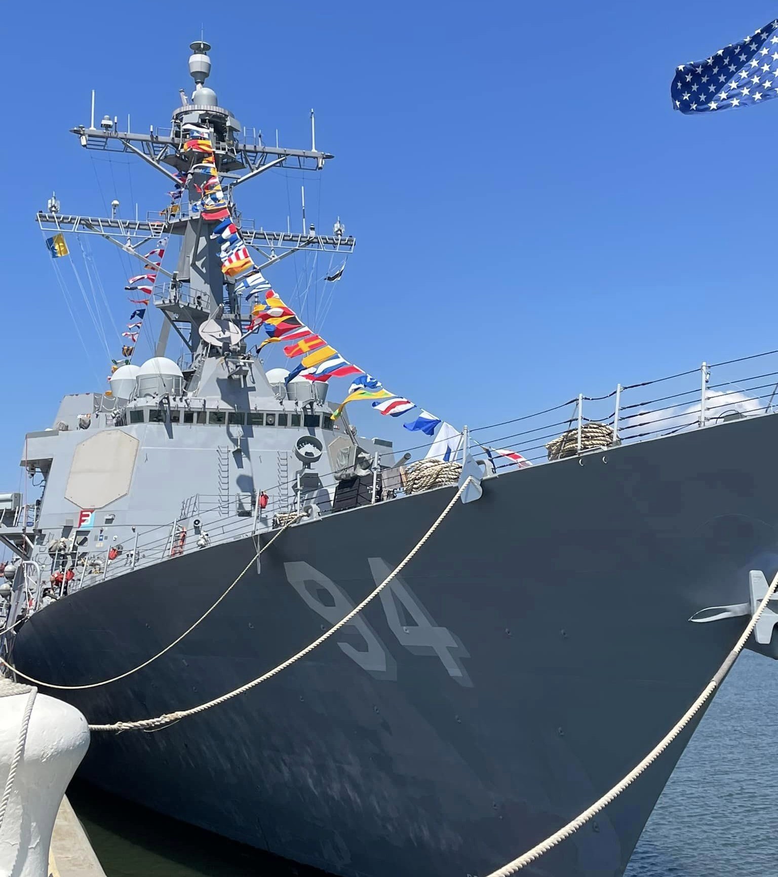 ddg-94 uss nitze arleigh burke class guided missile destroyer naval station norfolk virginia 66