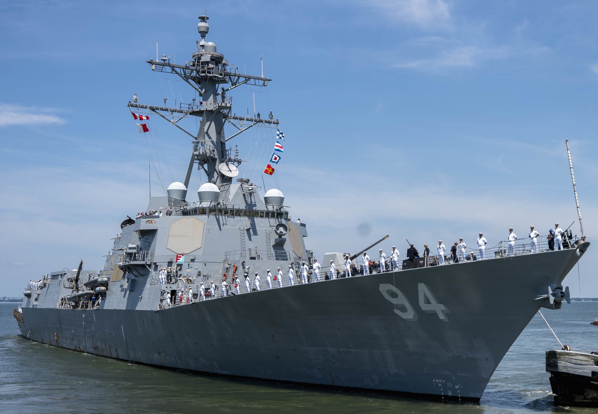 ddg-94 uss nitze arleigh burke class guided missile destroyer departing naval station norfolk 67