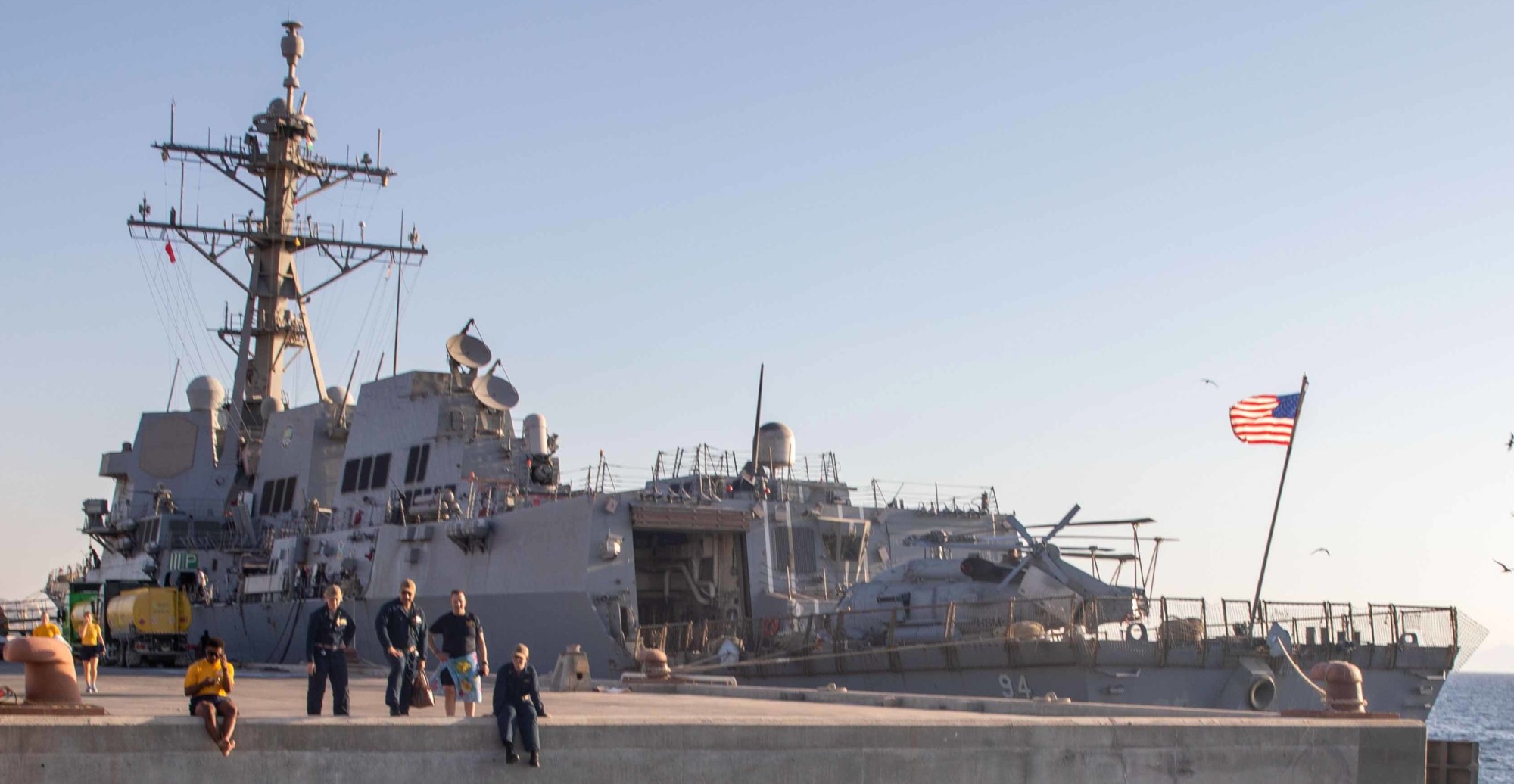 ddg-94 uss nitze arleigh burke class guided missile destroyer 70