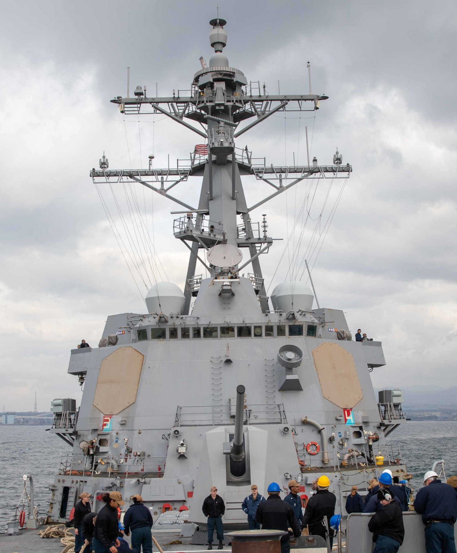 ddg-94 uss nitze arleigh burke class guided missile destroyer civitavecchia italy 82