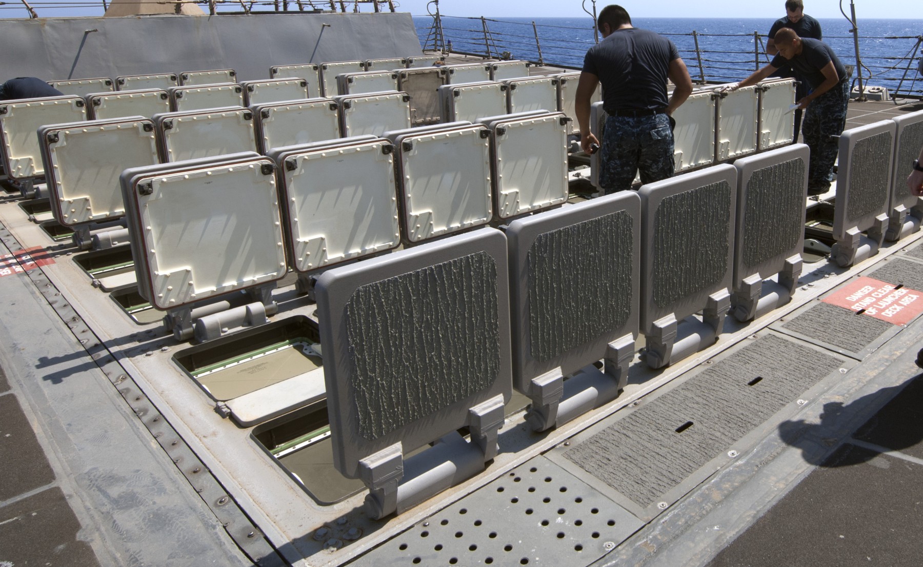 ddg-95 uss james e. williams arleigh burke class guided missile destroyer mk.41 vertical launching system vls 39