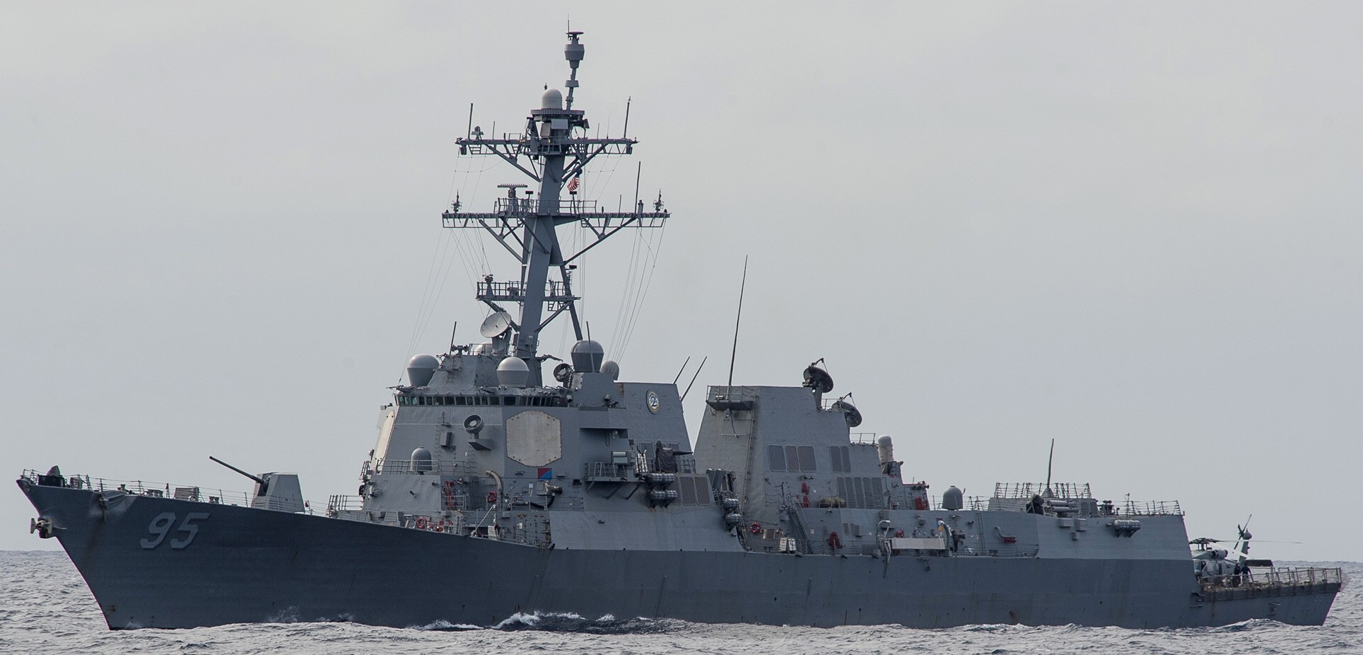 ddg-95 uss james e. williams arleigh burke class guided missile destroyer nato exercise joint warrior 2014