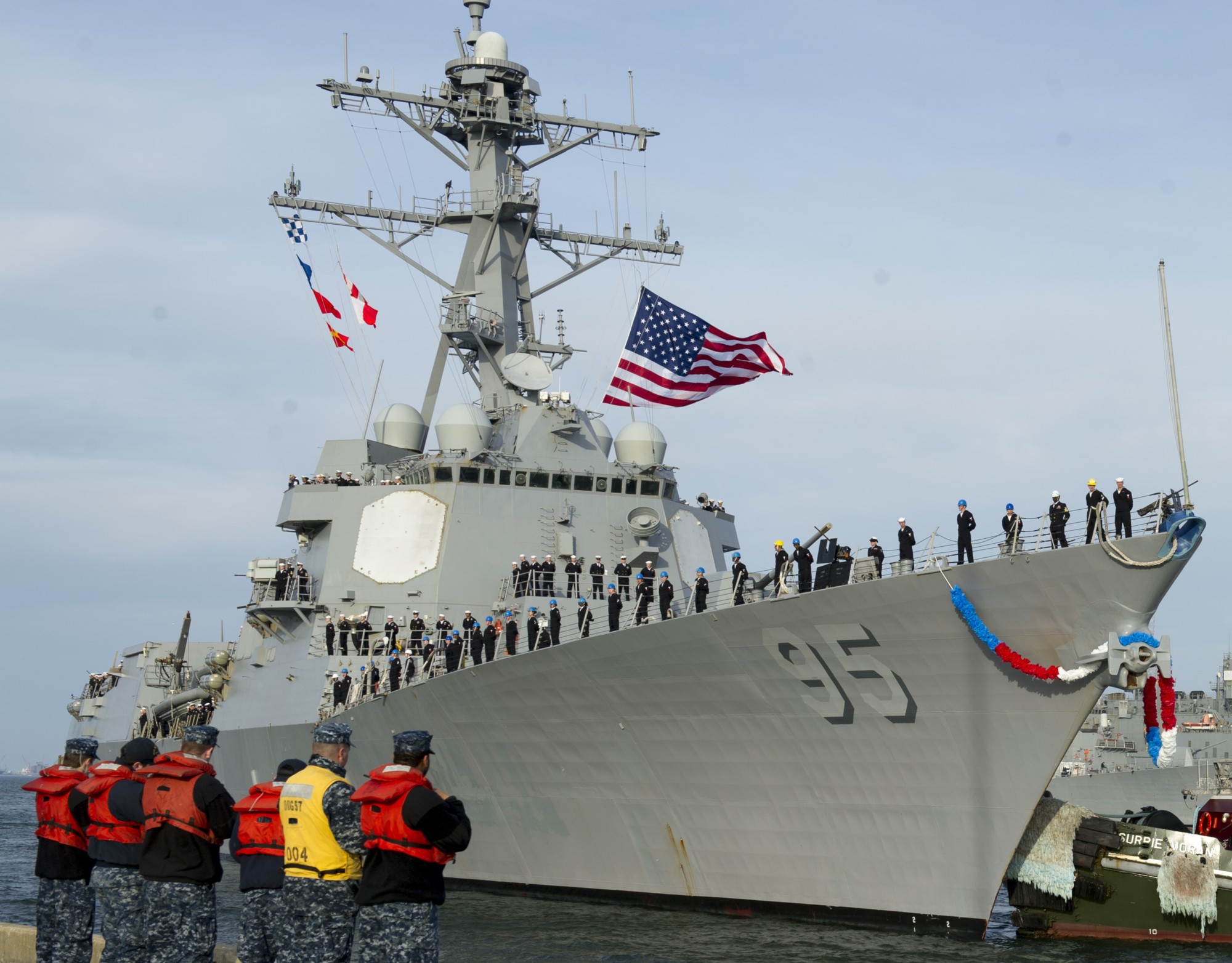 ddg-95 uss james e. williams arleigh burke class guided missile destroyer naval station norfolk 2017