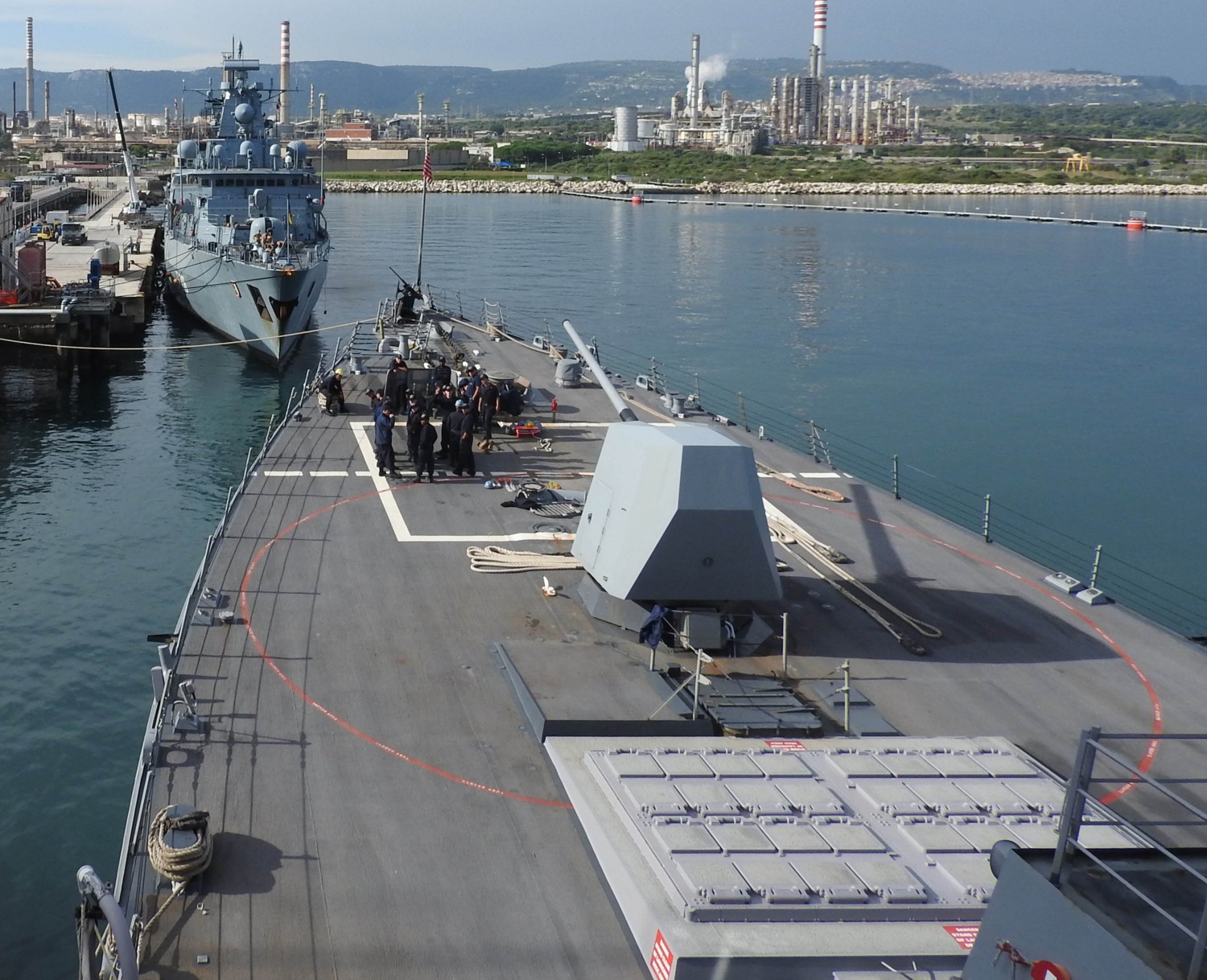 ddg-96 uss bainbridge arleigh burke class guided missile destroyer aegis us navy augusta bay sicily italy 29