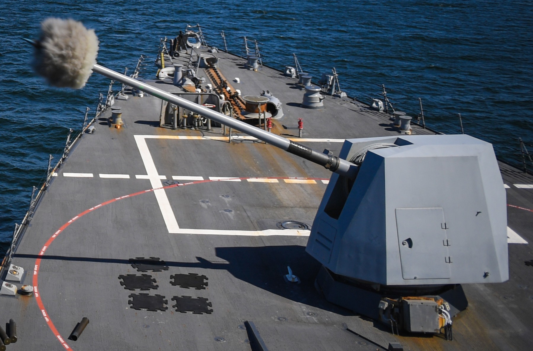 ddg-96 uss bainbridge arleigh burke class guided missile destroyer aegis us navy mk.45 mod.4 gun fire 35