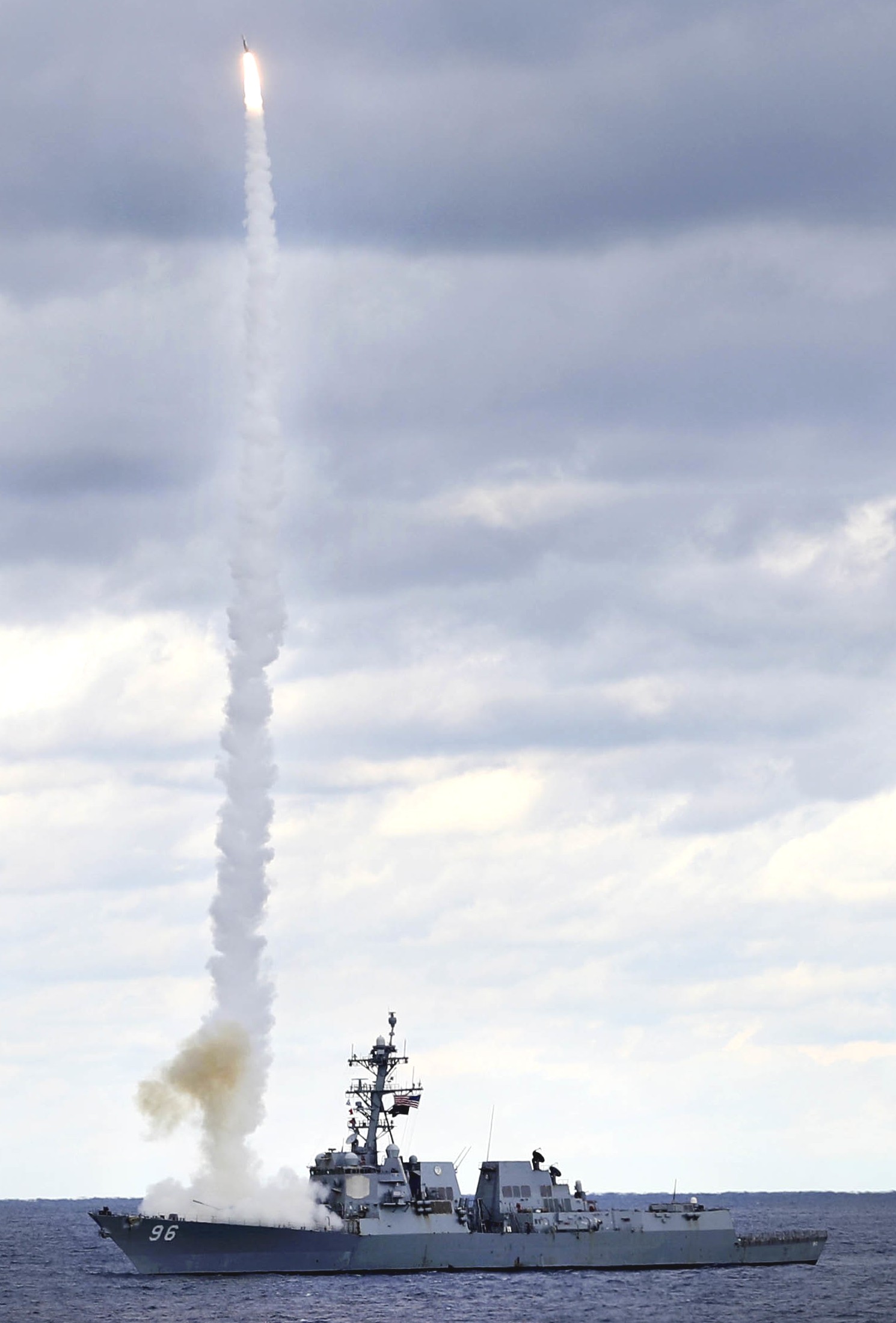 ddg-96 uss bainbridge arleigh burke class guided missile destroyer standard sm-2mr block iiia 42