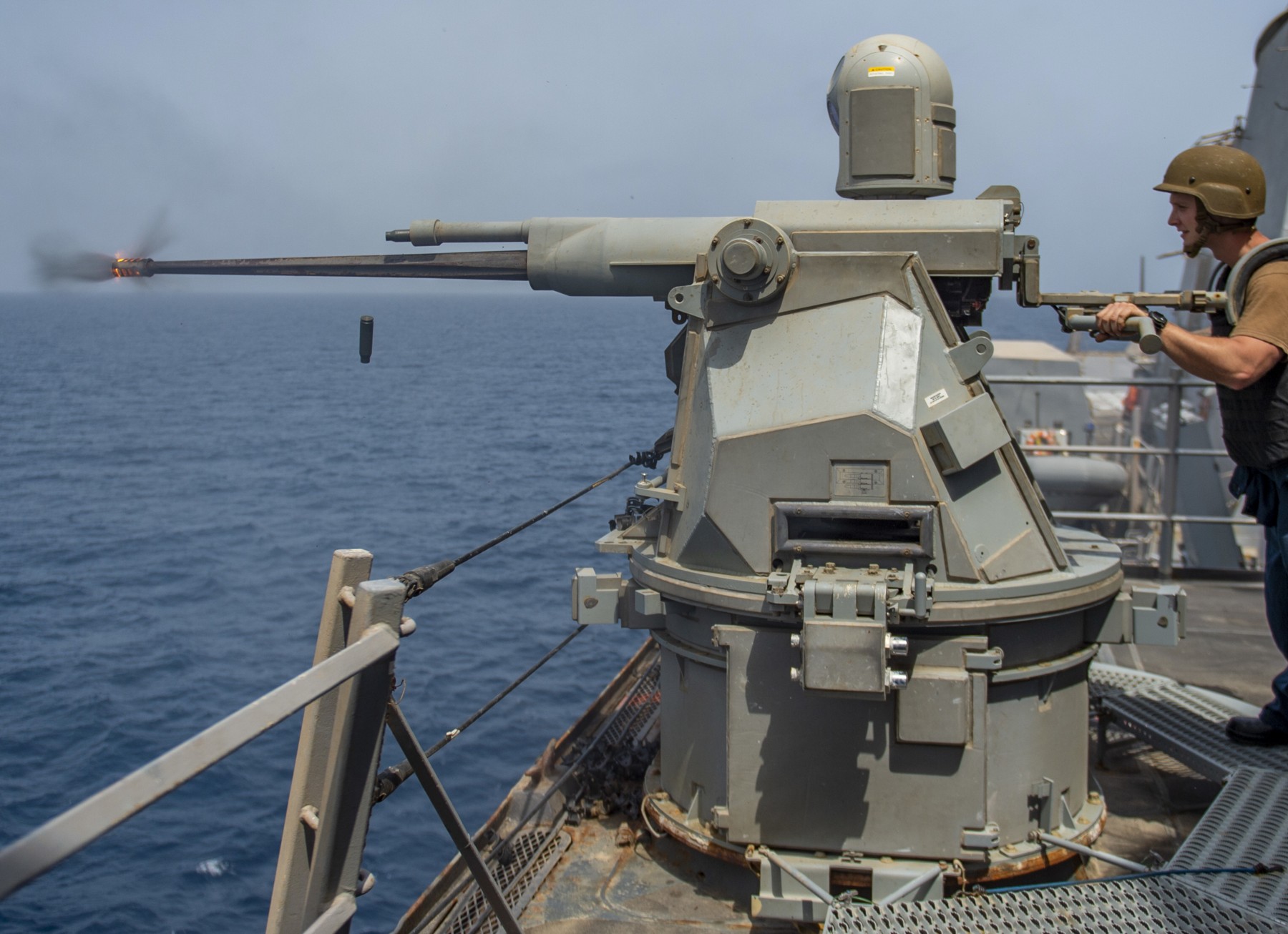 ddg-96 uss bainbridge arleigh burke class guided missile destroyer aegis us navy mk.38 mod.2 machine gun 54