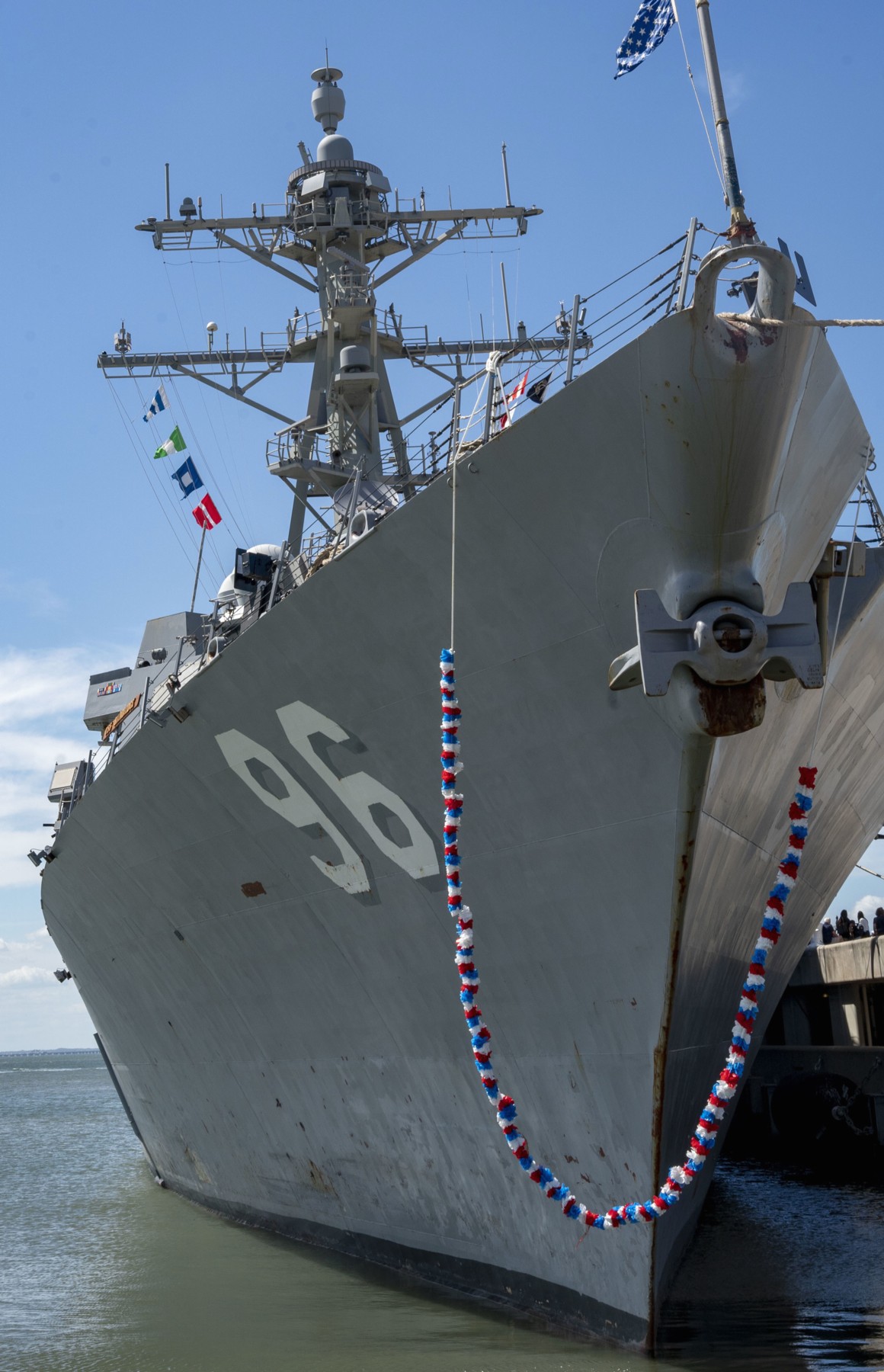 ddg-96 uss bainbridge arleigh burke class guided missile destroyer aegis us navy naval station norfolk virginia 67