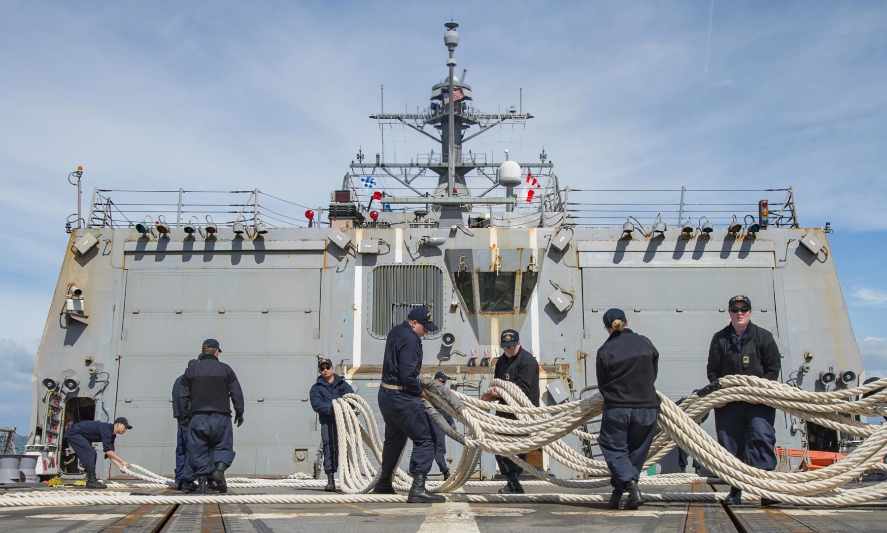 ddg-99 uss farragut arleigh burke class guided missile destroyer aegis us navy portsmouth uk 44