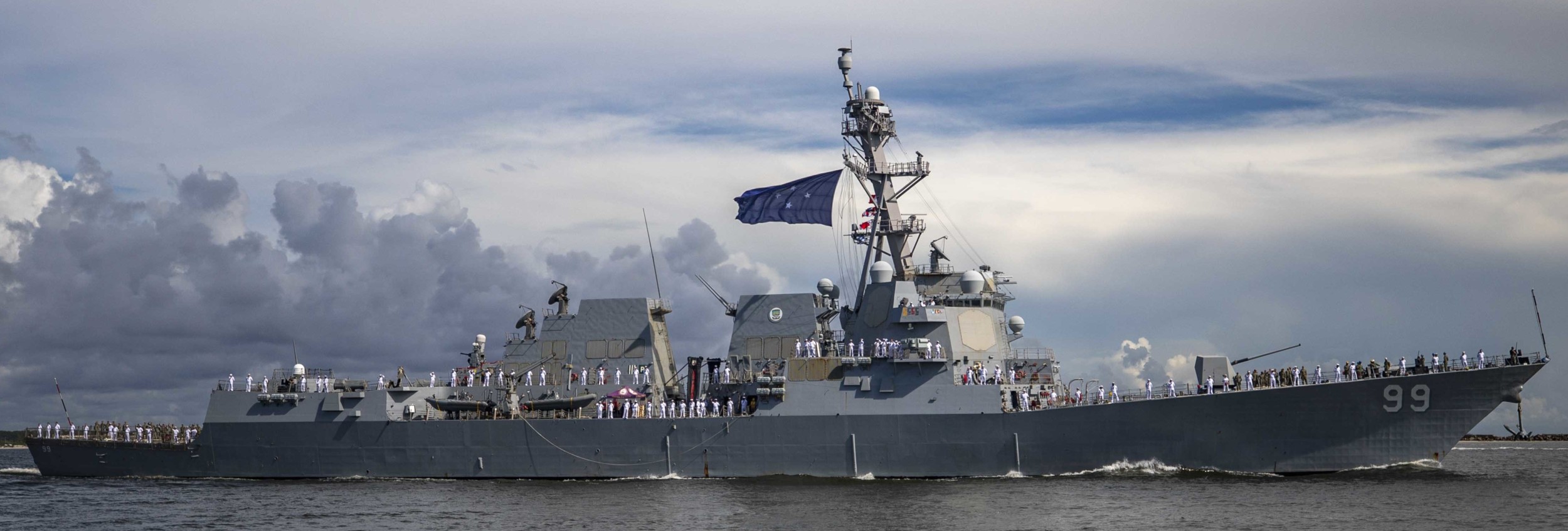 ddg-99 uss farragut arleigh burke class guided missile destroyer aegis us navy departing mayport florida 73