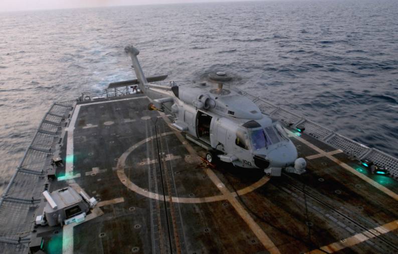 USS Thach FFG-43 SH-60B Seahawk LAMPS III