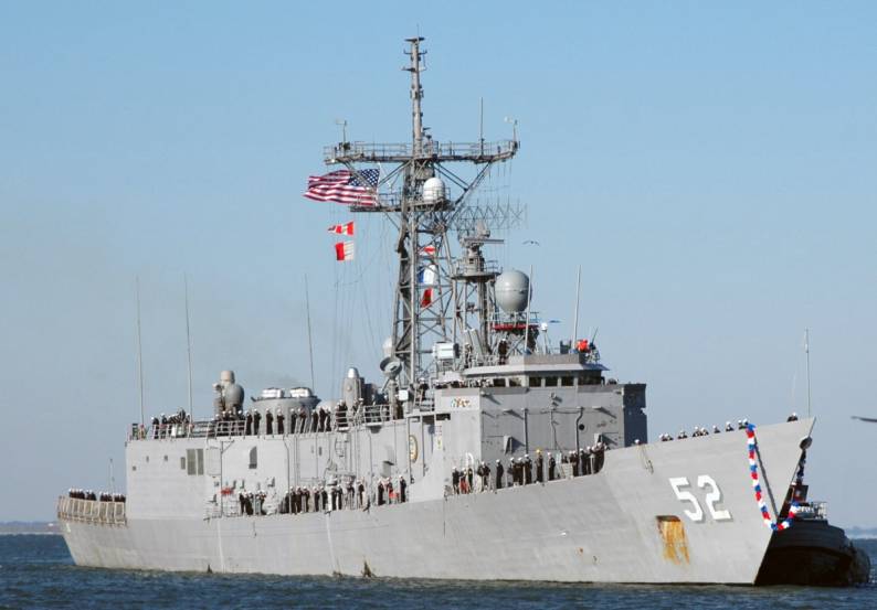 USS Carr FFG-52 - Perry class frigate