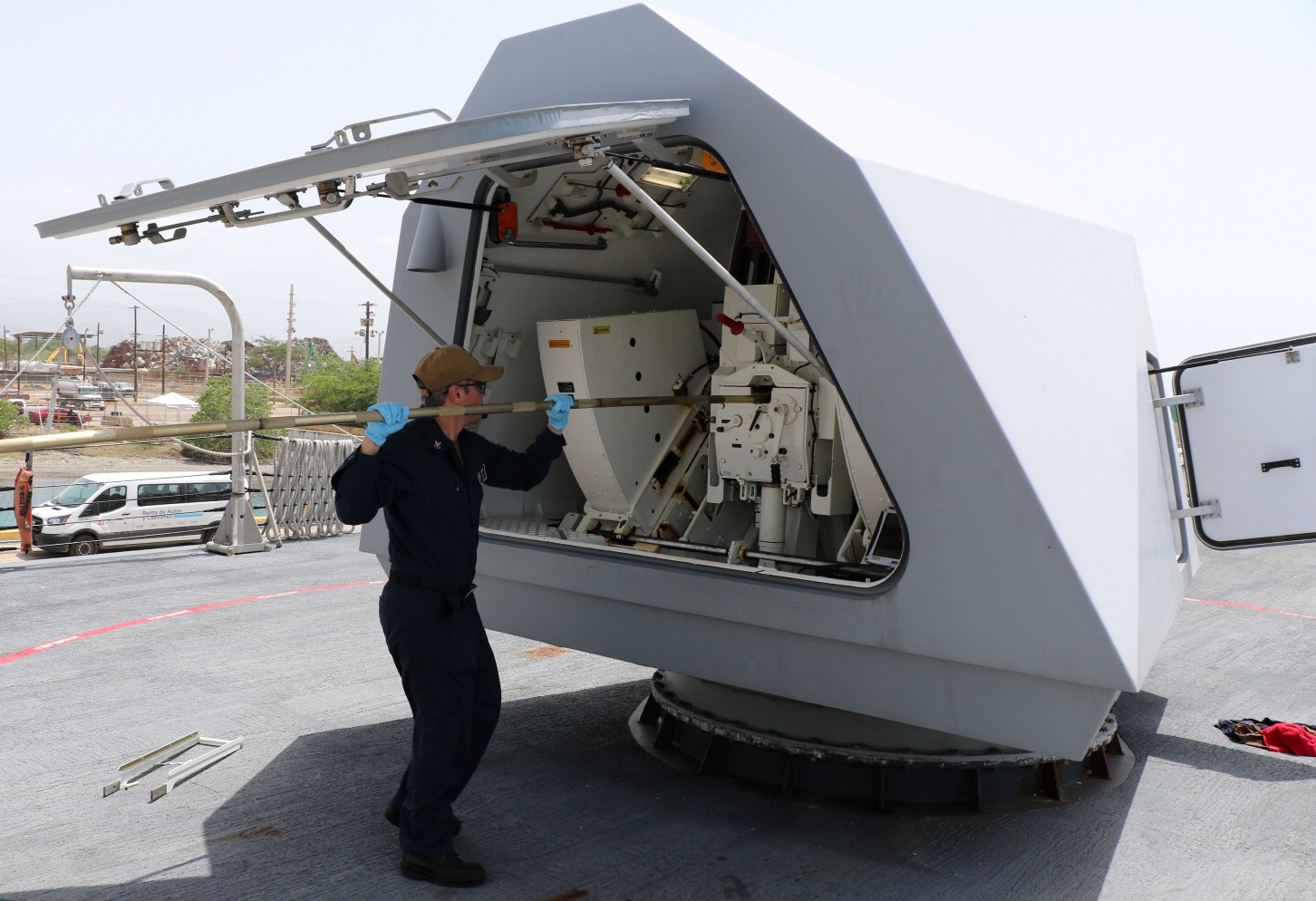 lcs-15 uss billings freedom class littoral combat ship us navy 78 mk.110 gun