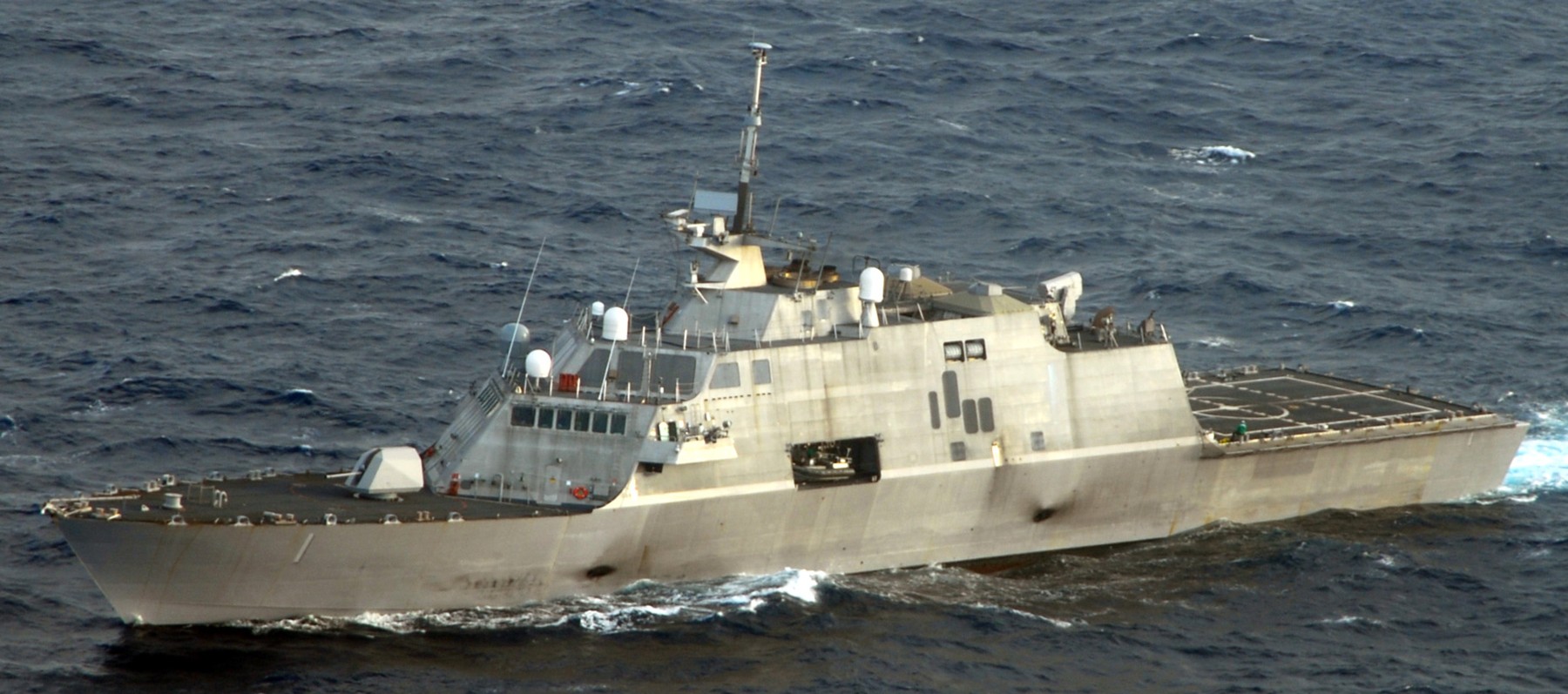 lcs-1 uss freedom class littoral combat ship us navy 98