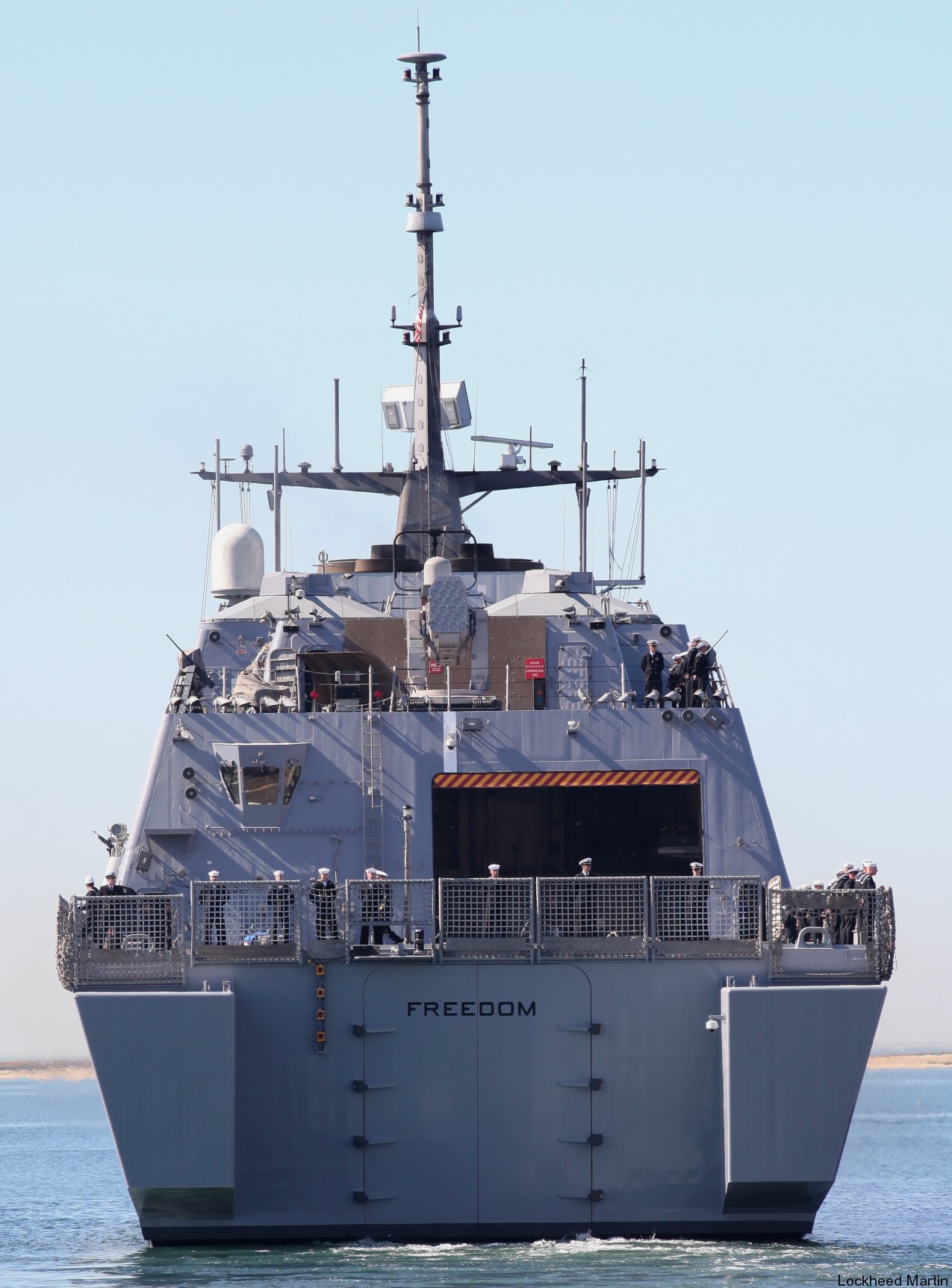 lcs-1 uss freedom class littoral combat ship us navy san diego 192