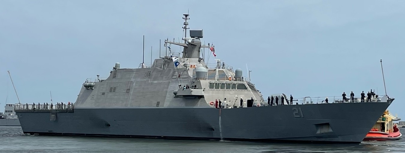 lcs-21 uss minneapolis saint paul freedom class littoral combat ship us navy mayport hurricane ian 37