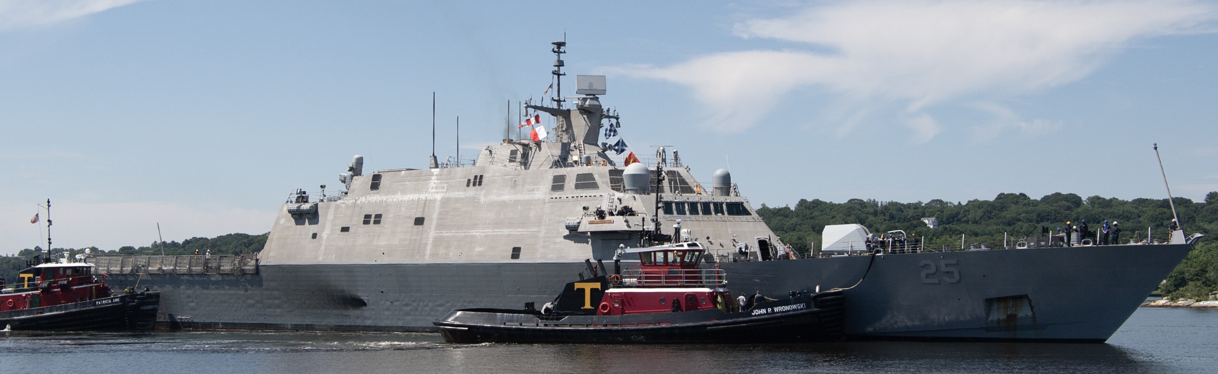 lcs-25 uss marinette freedom class littoral combat ship naval submarine base new london groton connecticut 2024 32