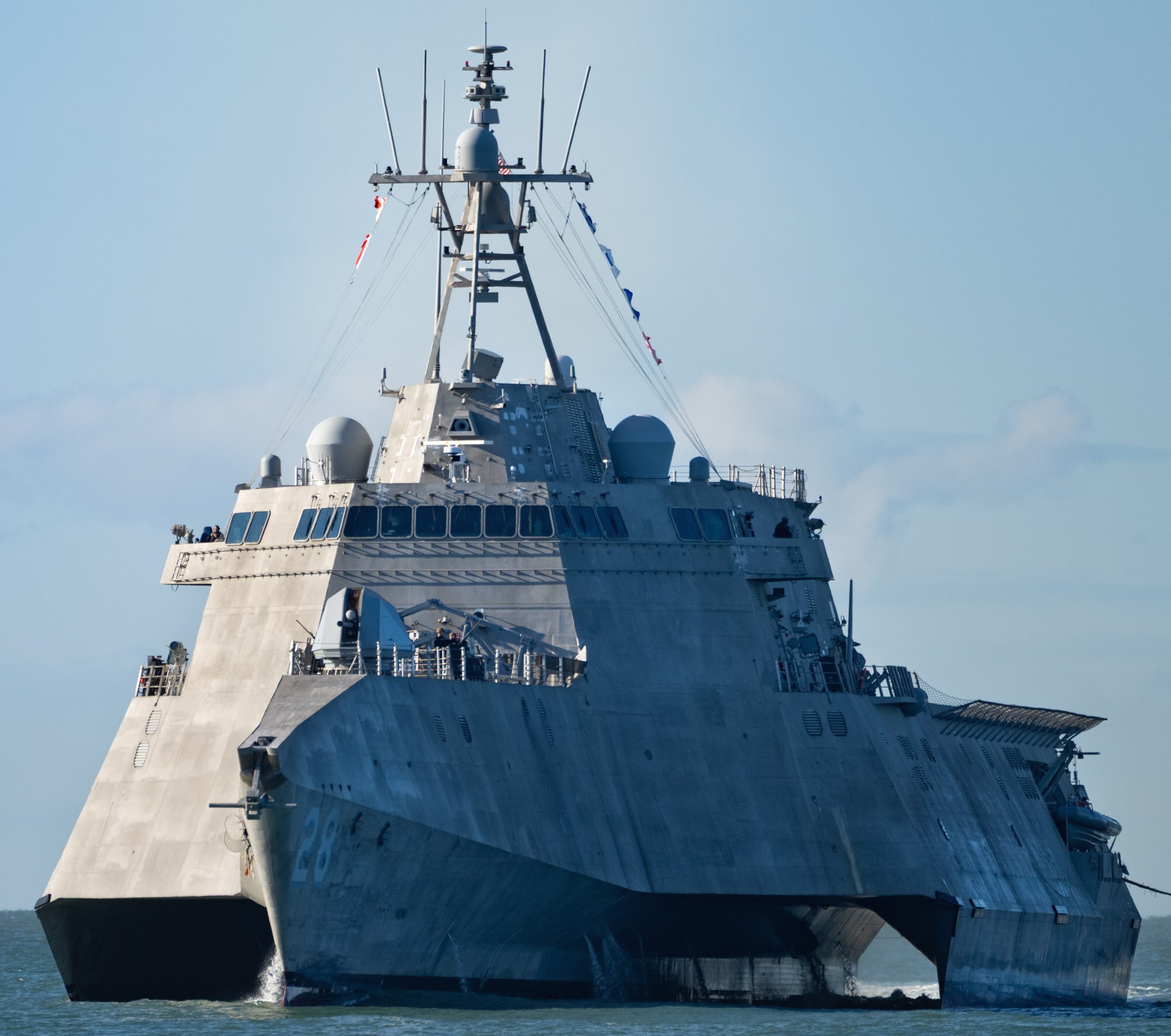 lcs-28 uss savannah independence class littoral combat ship port hueneme california 18