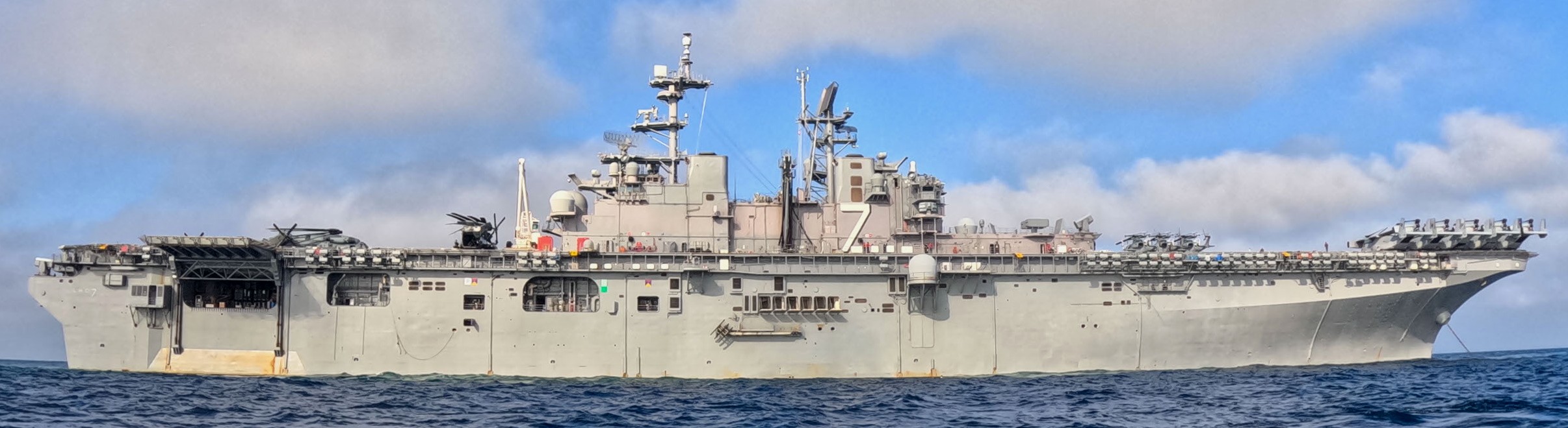 lhd-7 uss iwo jima wasp class amphibious assault ship dock landing helicopter vmm-263 rein 2025 228