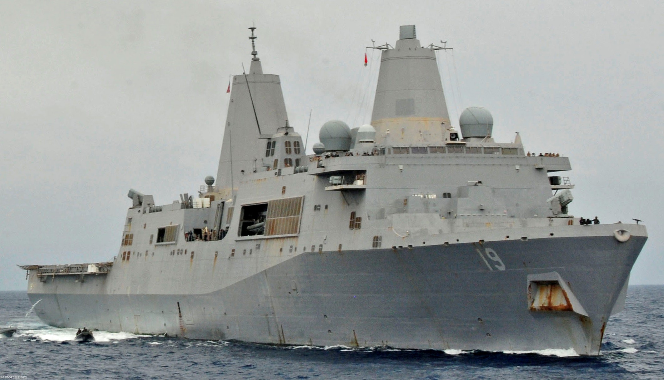 LPD-19 USS Mesa Verde Amphibious Transport Dock US Navy