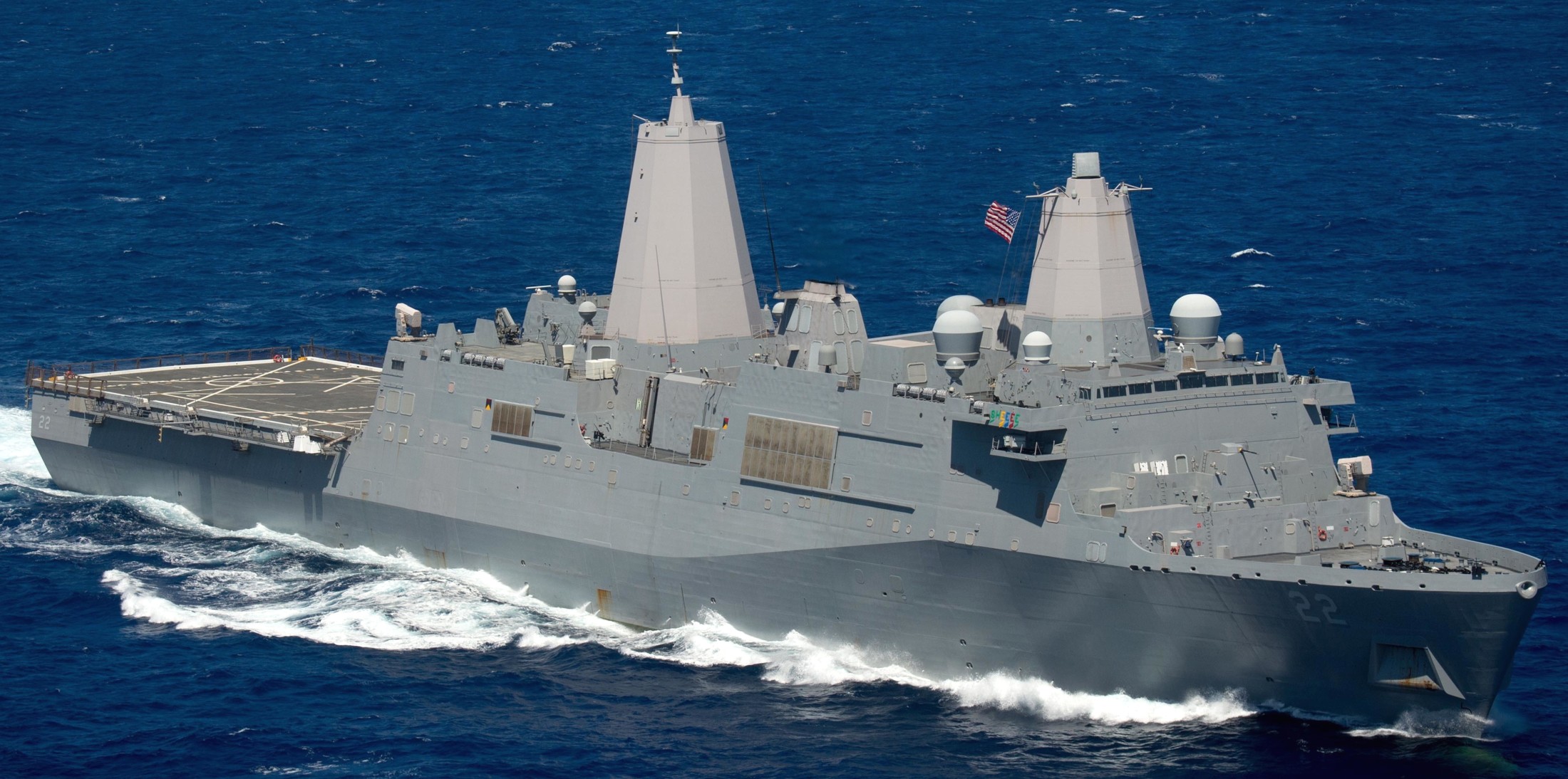 LPD-22 USS San Diego Amphibious Transport Dock Ship US Navy