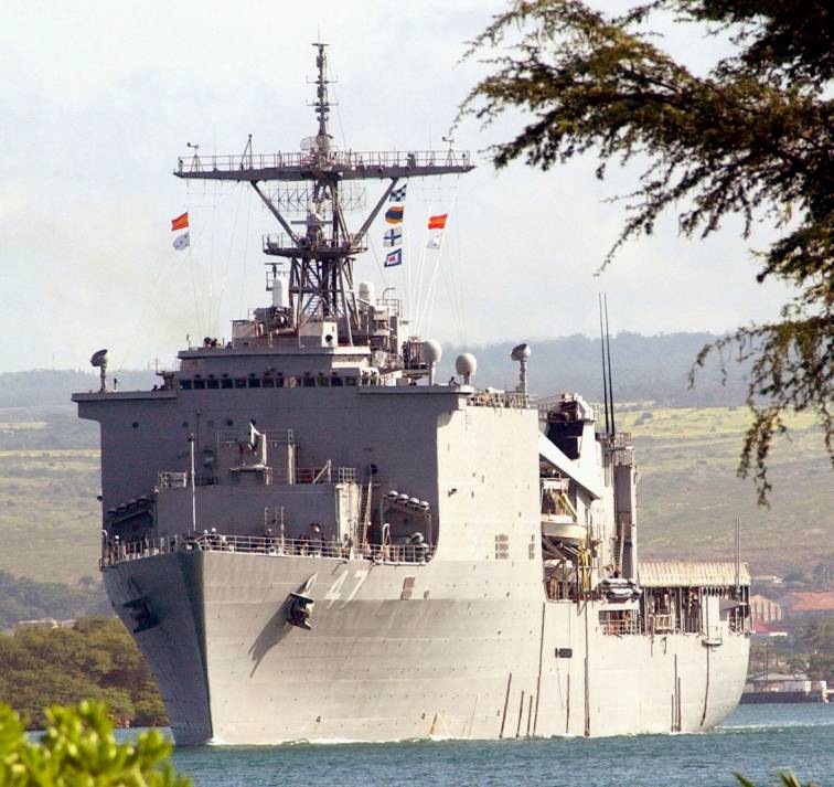 lsd 47 uss rushmore pearl harbor hawaii exercise rimpac