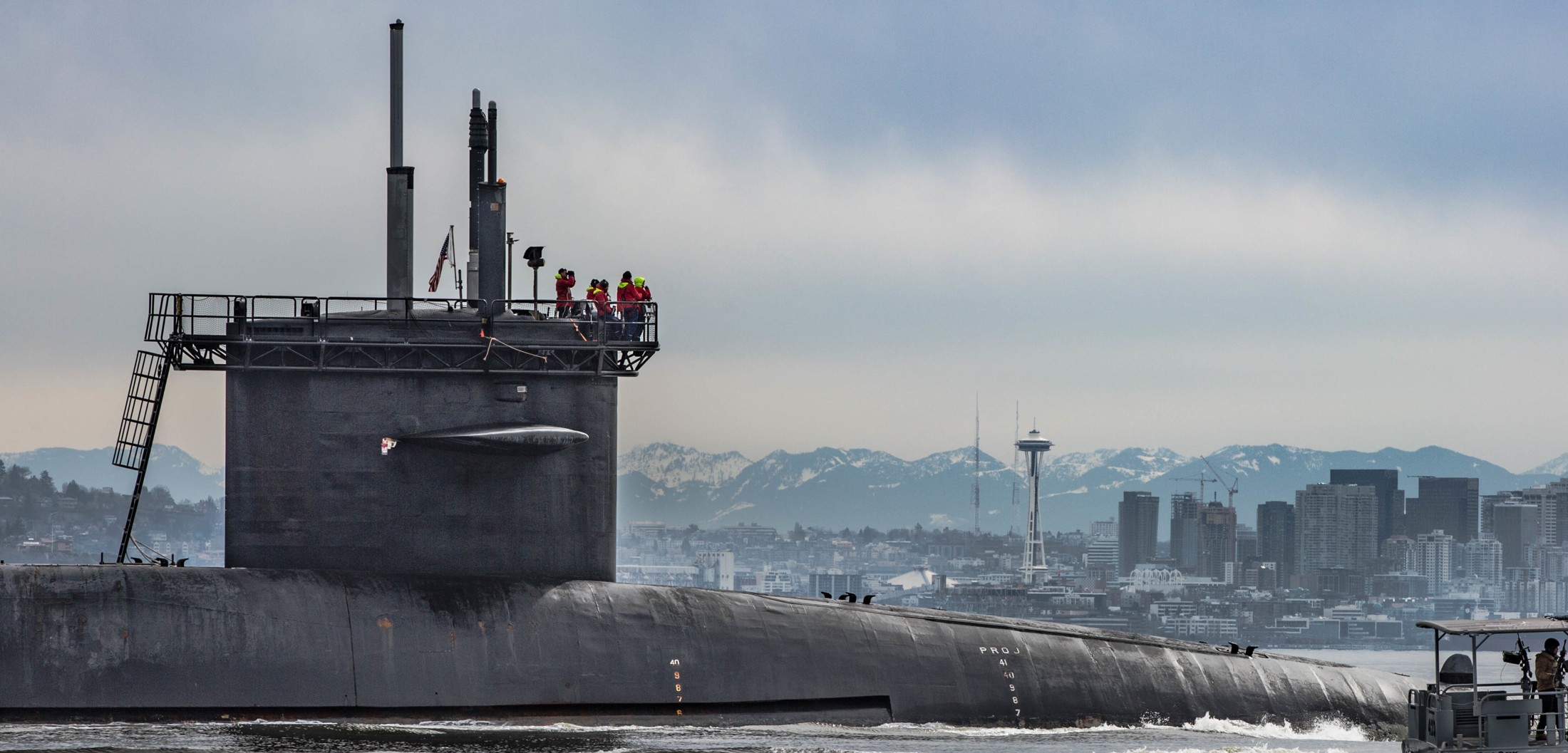 ssgn-726 uss ohio guided missile submarine us navy arriving puget sound naval shipyard 2021 120