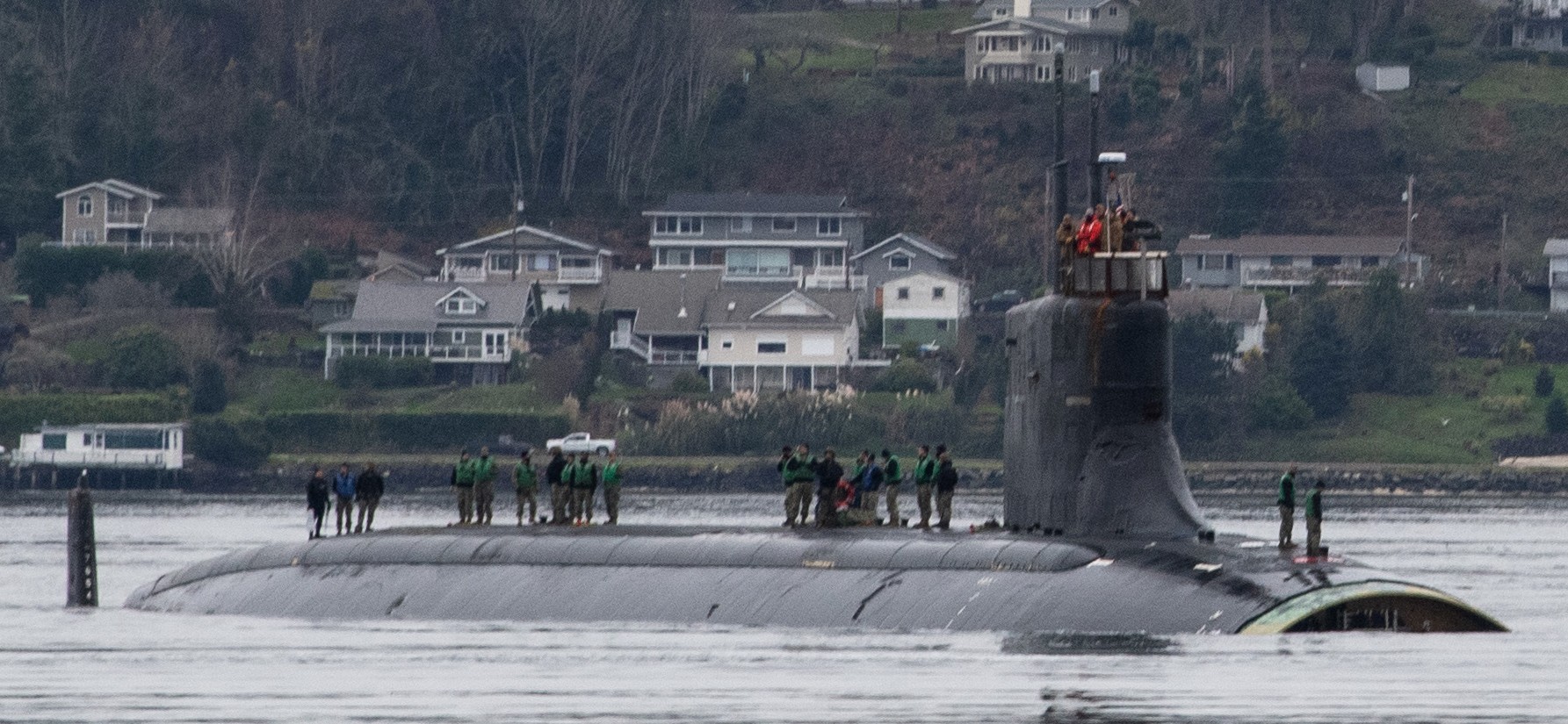 ssn-22 uss connecticut seawolf class attack submarine damage naval base kitsap bremerton returning 63