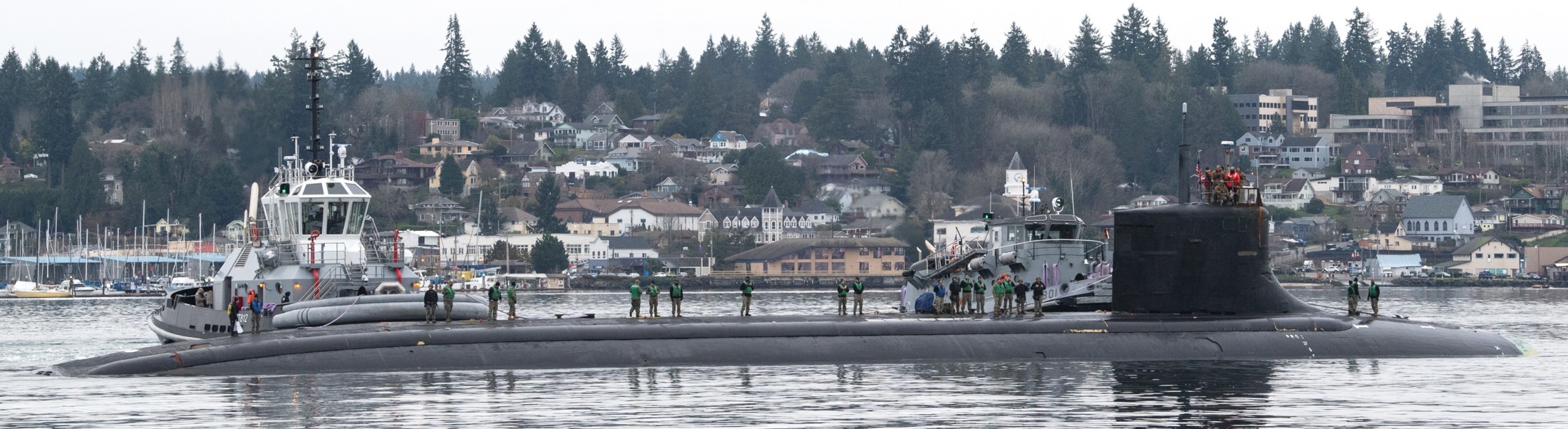 ssn-22 uss connecticut seawolf class attack submarine returning kitsap bremerton damage 64